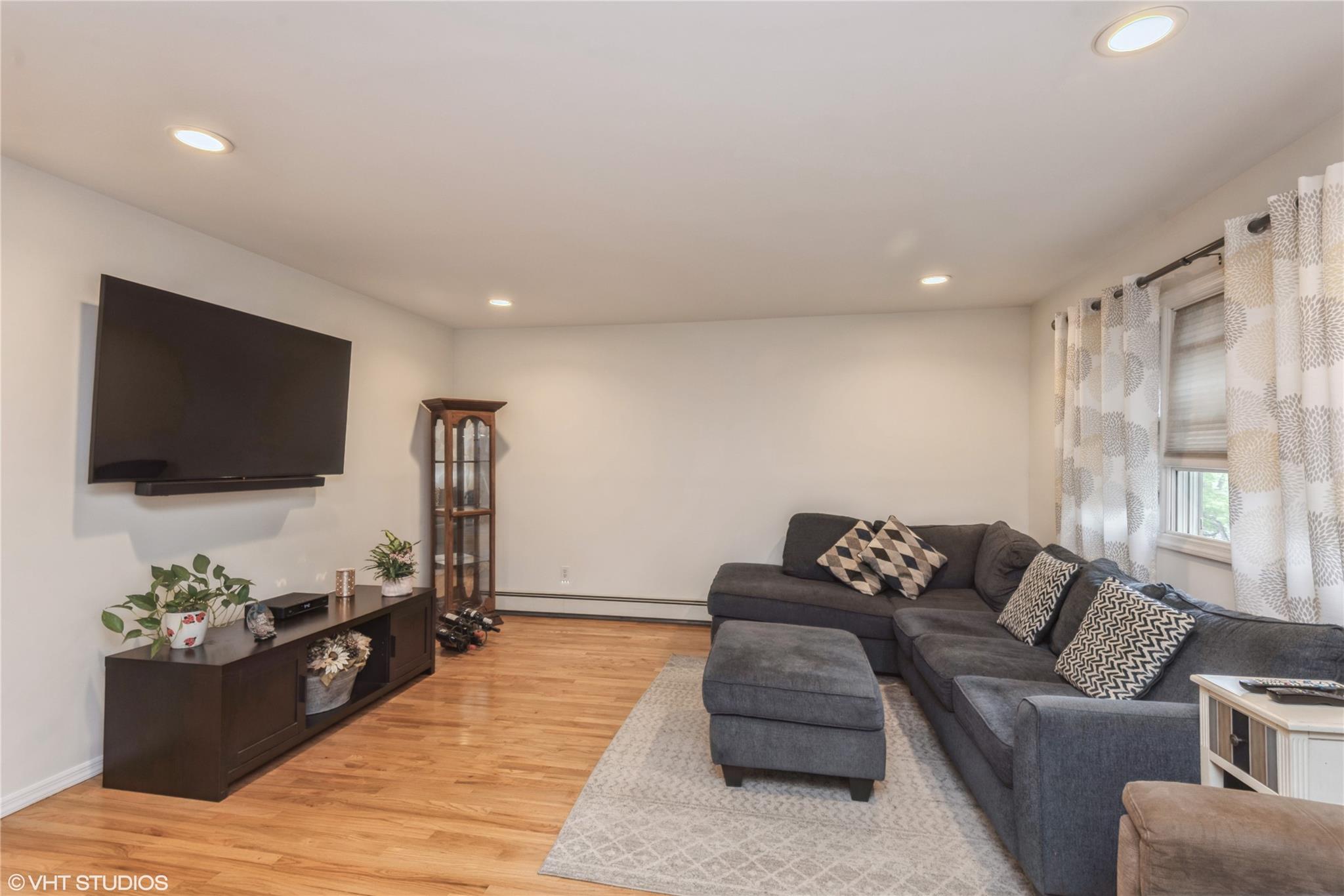 32 Seusing Boulevard
