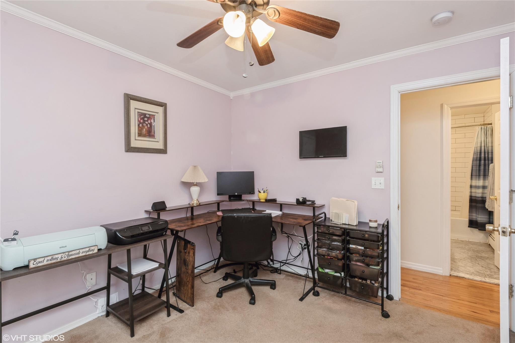 32 Seusing Boulevard, Ronkonkoma, New York image 12