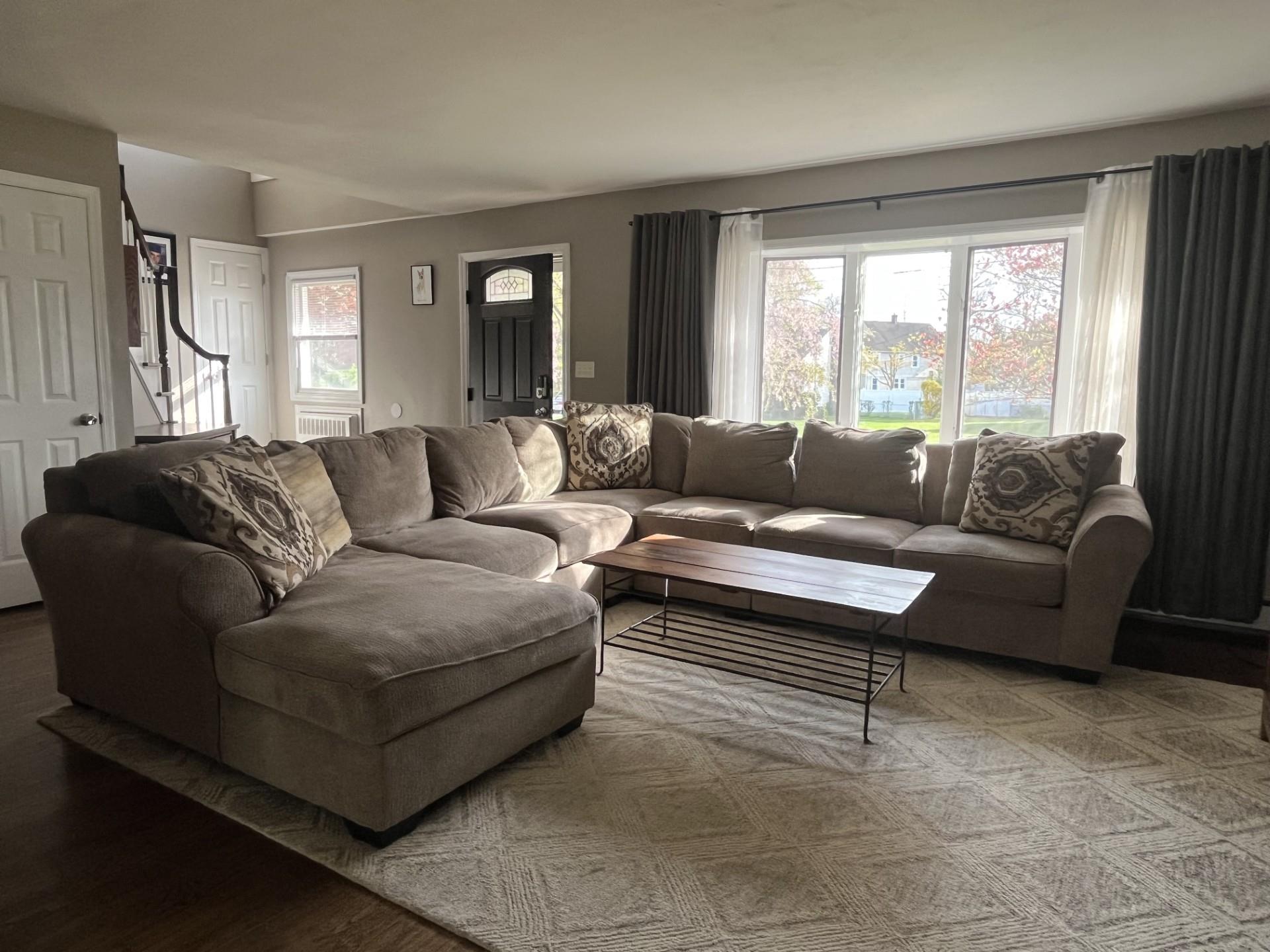 39 Rosella Court, West Babylon, New York image 5