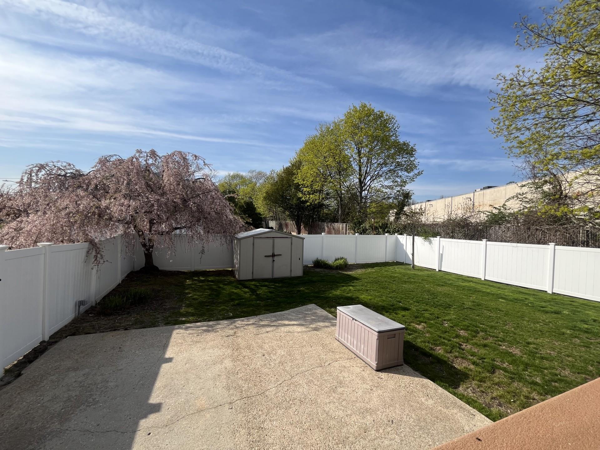39 Rosella Court, West Babylon, New York image 22