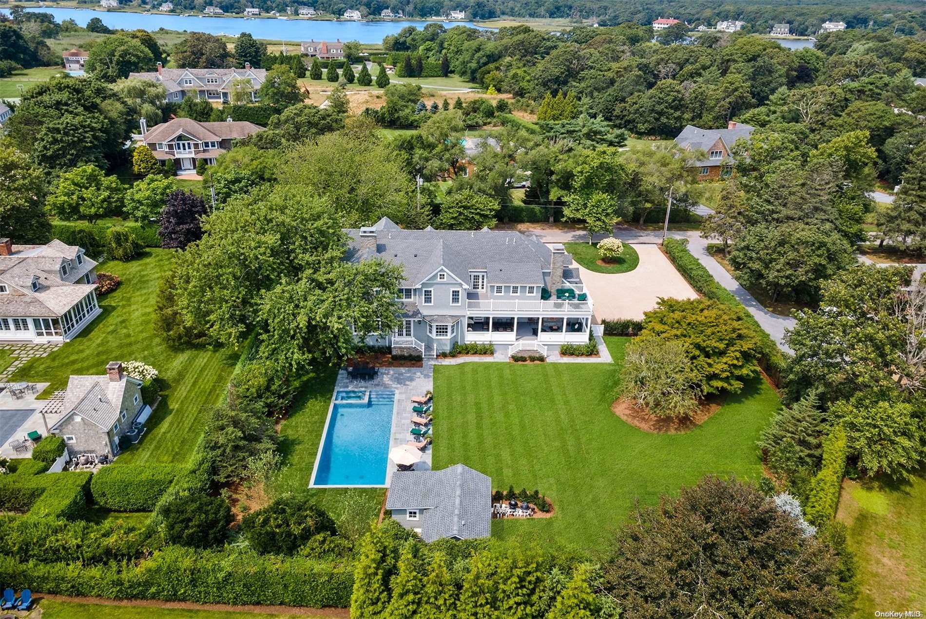 6 Assups Neck Lane, Quogue, New York image 1