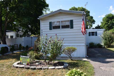 Mobile Home For Sale - 116 Lincoln Avenue<br/> Suffolk County, Holbrook, NY 11741
