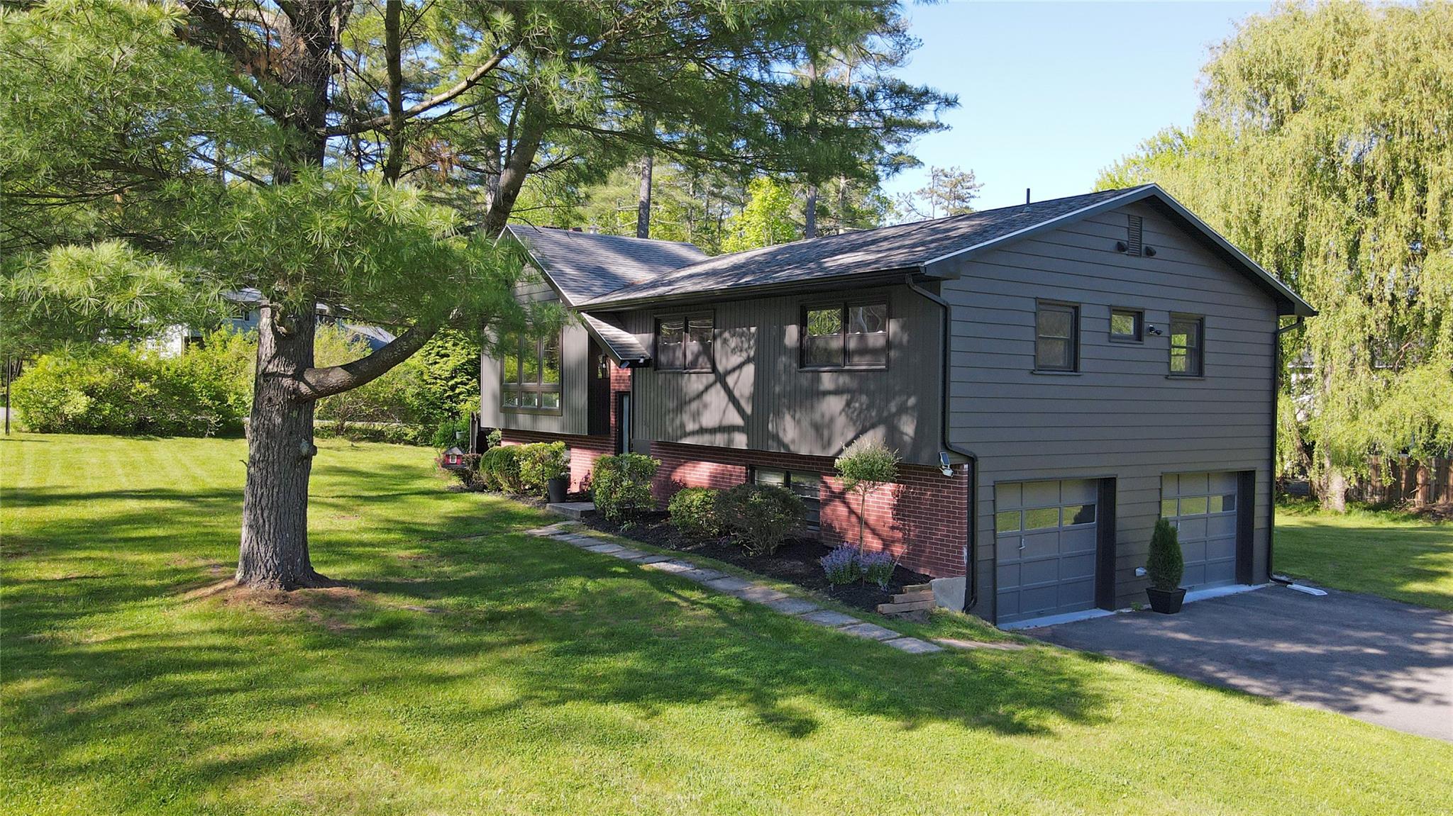 36 Oriole Drive, Woodstock, New York image 2