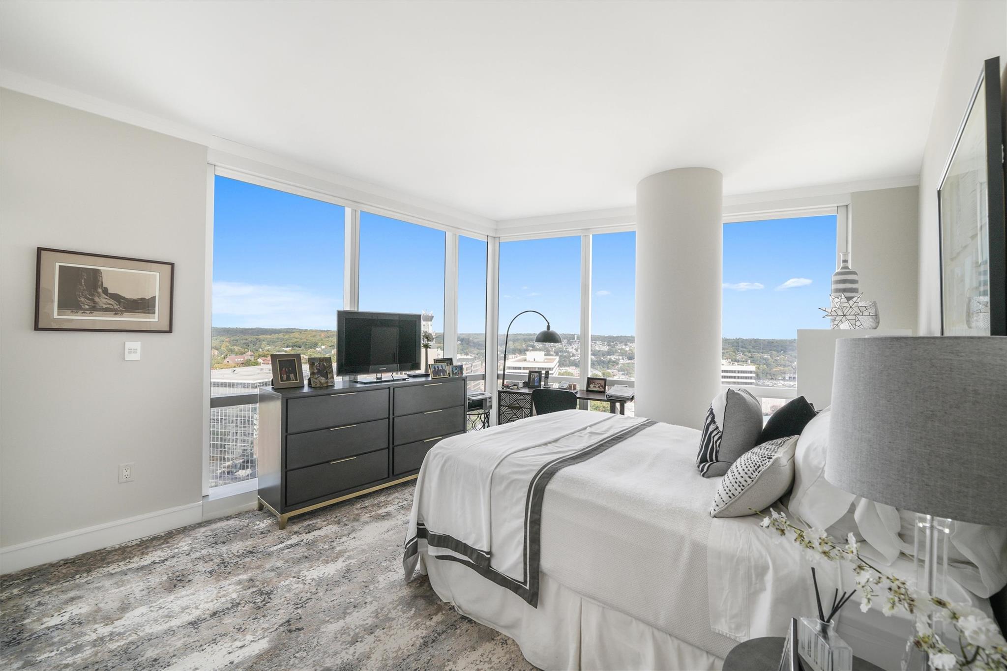 5 Renaissance Square #27G, White Plains, New York image 26