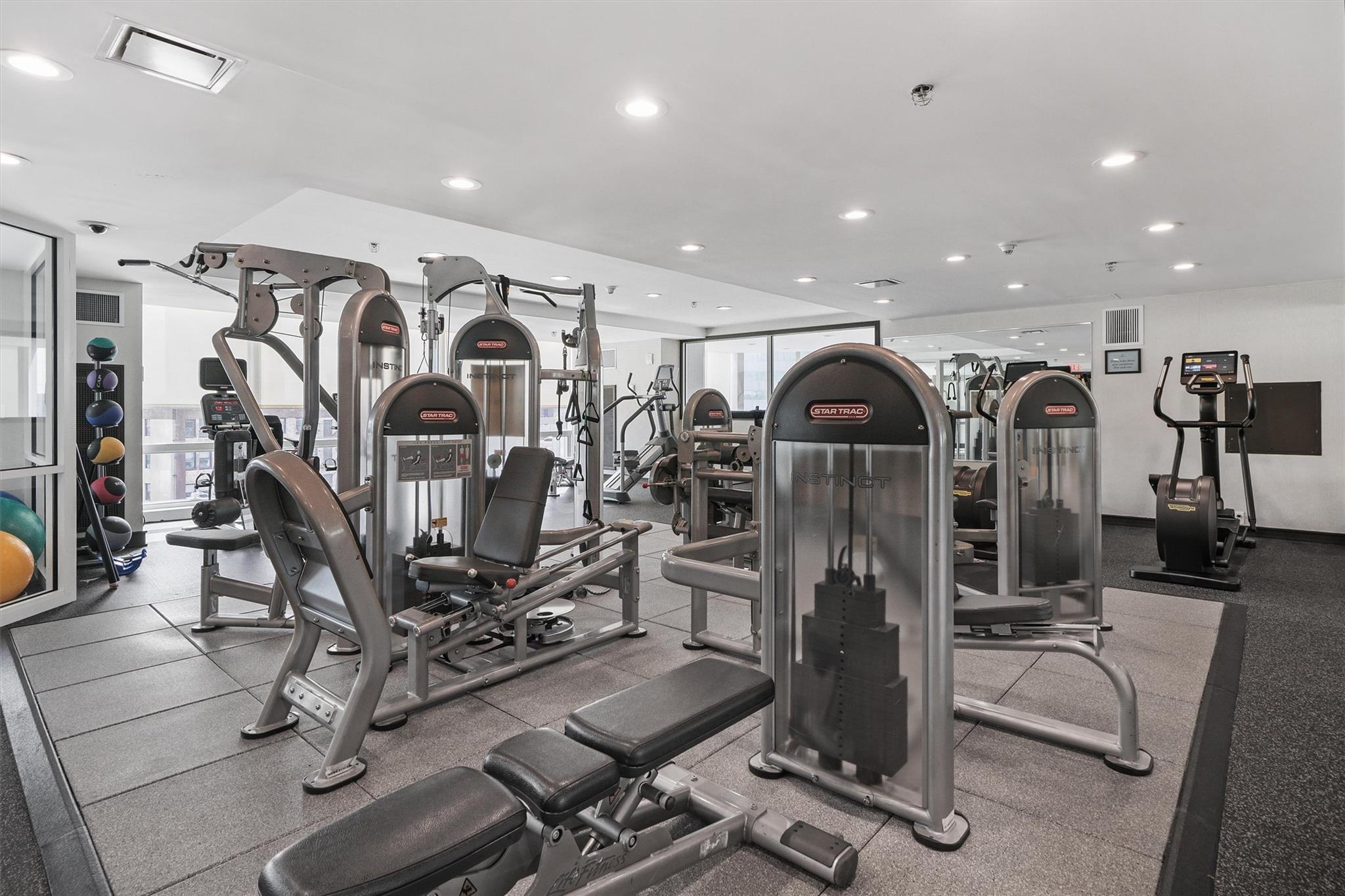 5 Renaissance Square #27G, White Plains, New York image 39