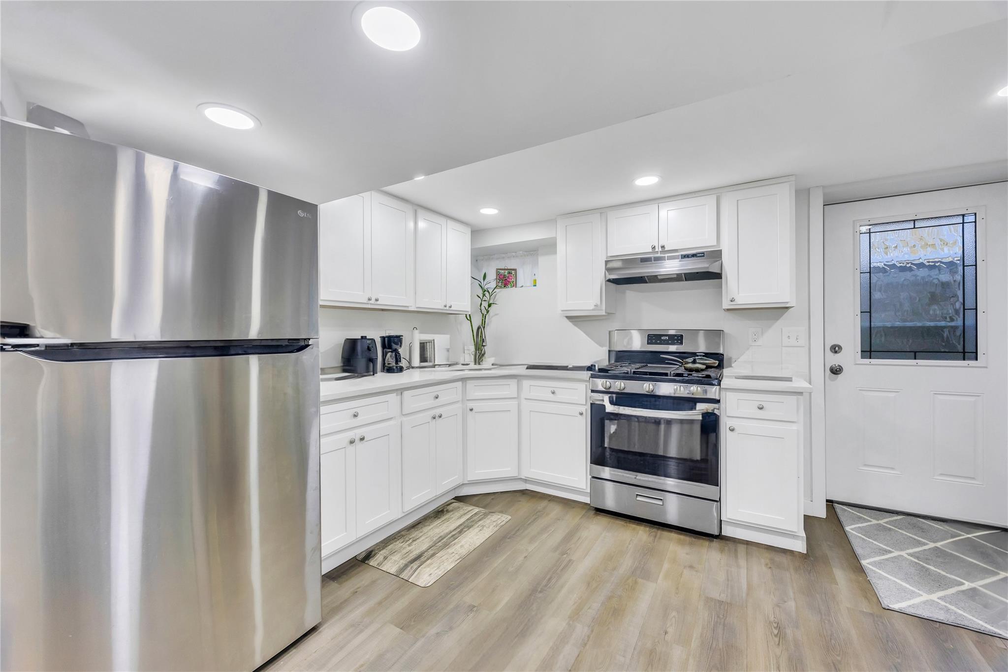 131 Eastwood Boulevard, Centereach, New York image 14