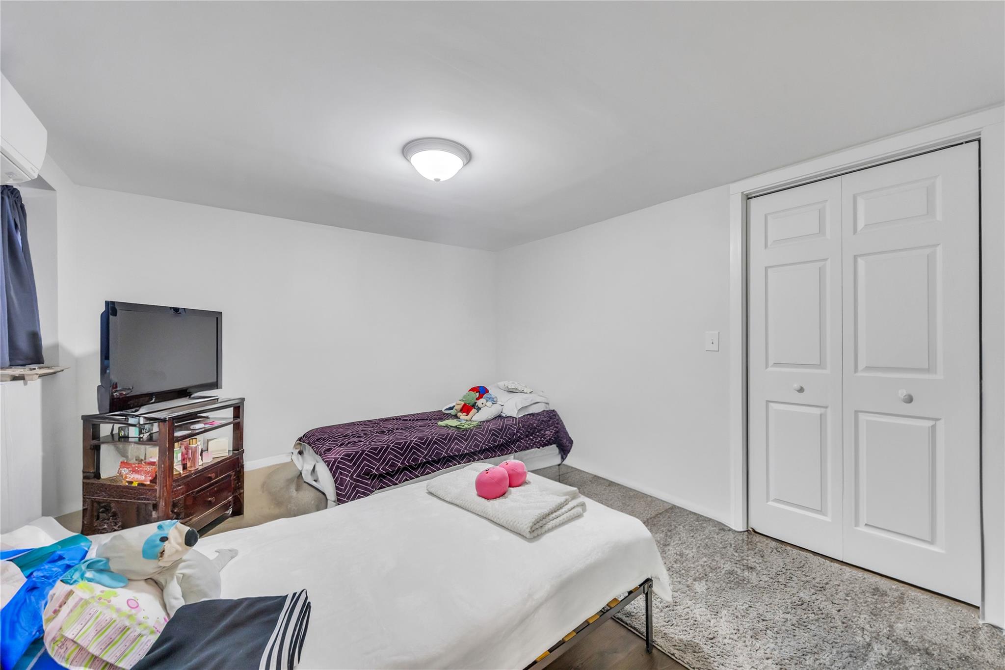 131 Eastwood Boulevard, Centereach, New York image 21