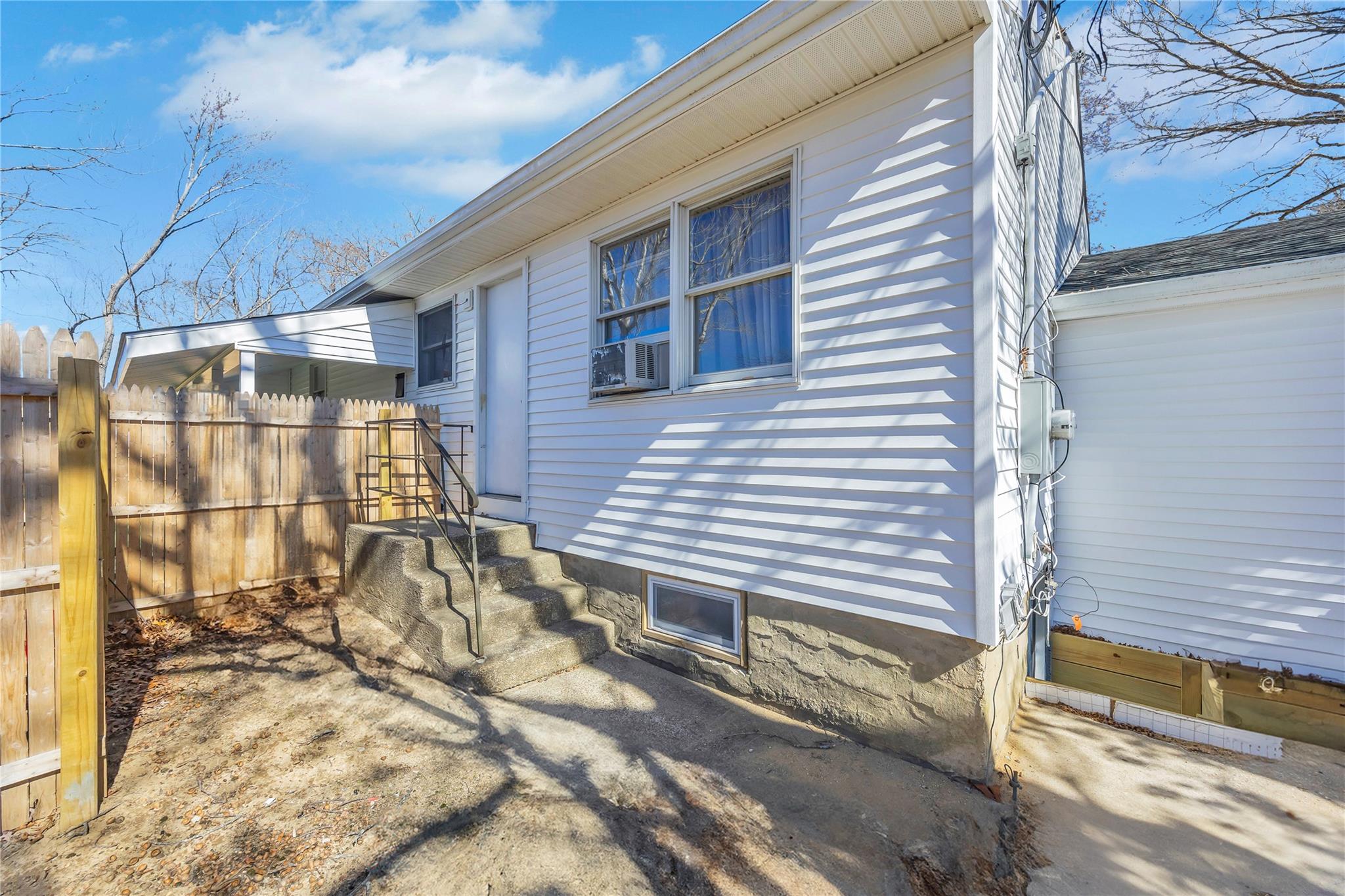 131 Eastwood Boulevard, Centereach, New York image 27