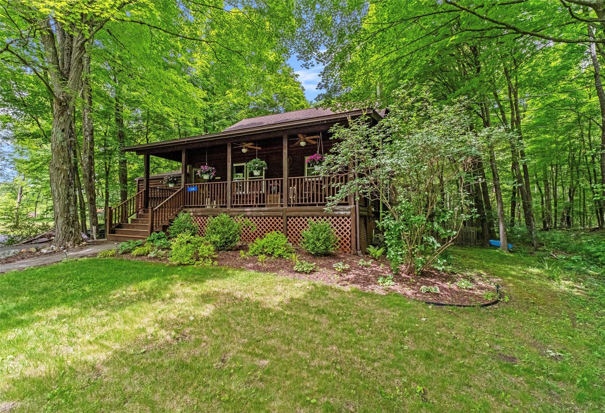 110 Robinson Lane, Wappingers Falls, New York image 2
