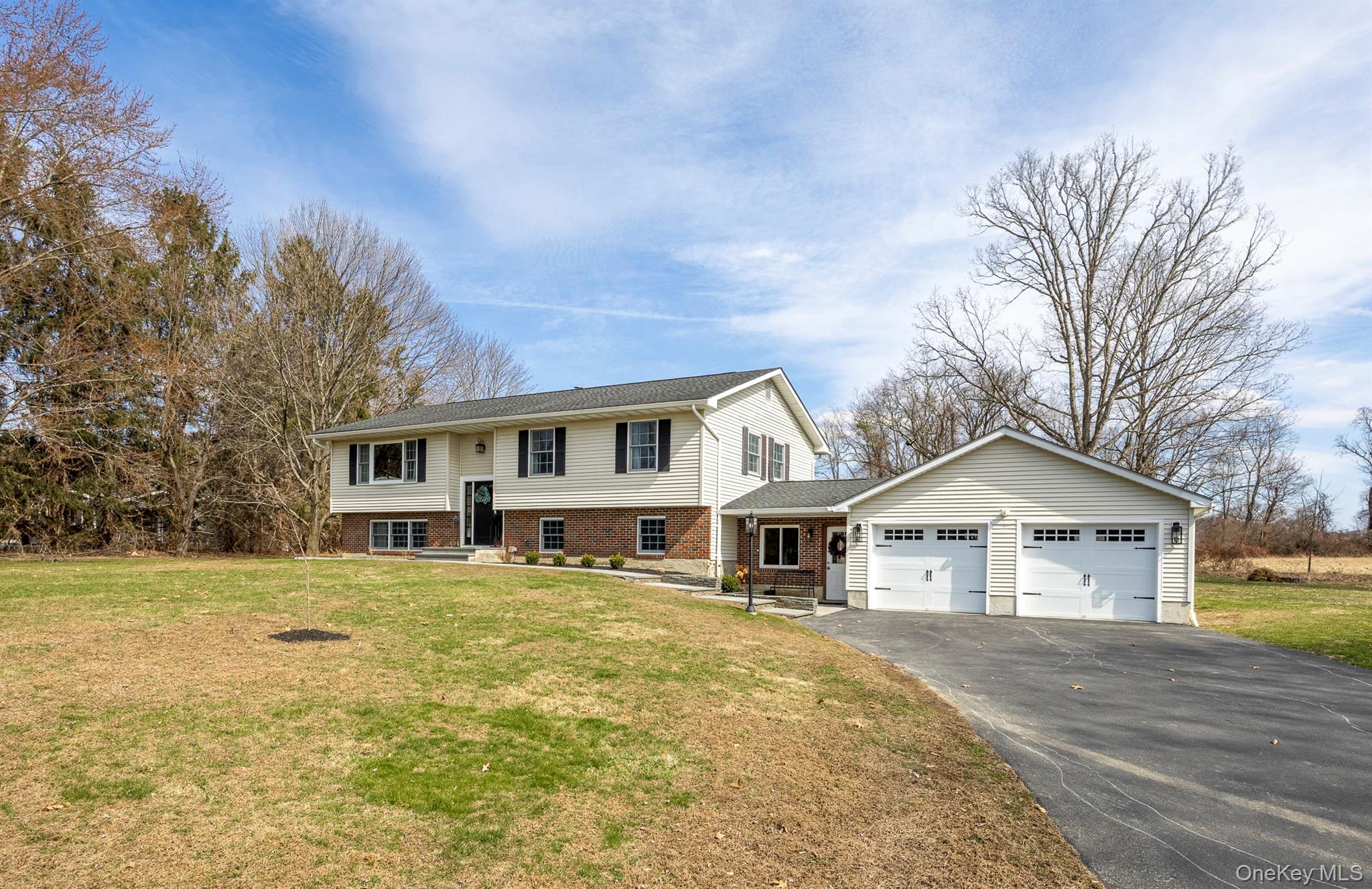 1490 Clove Valley Road