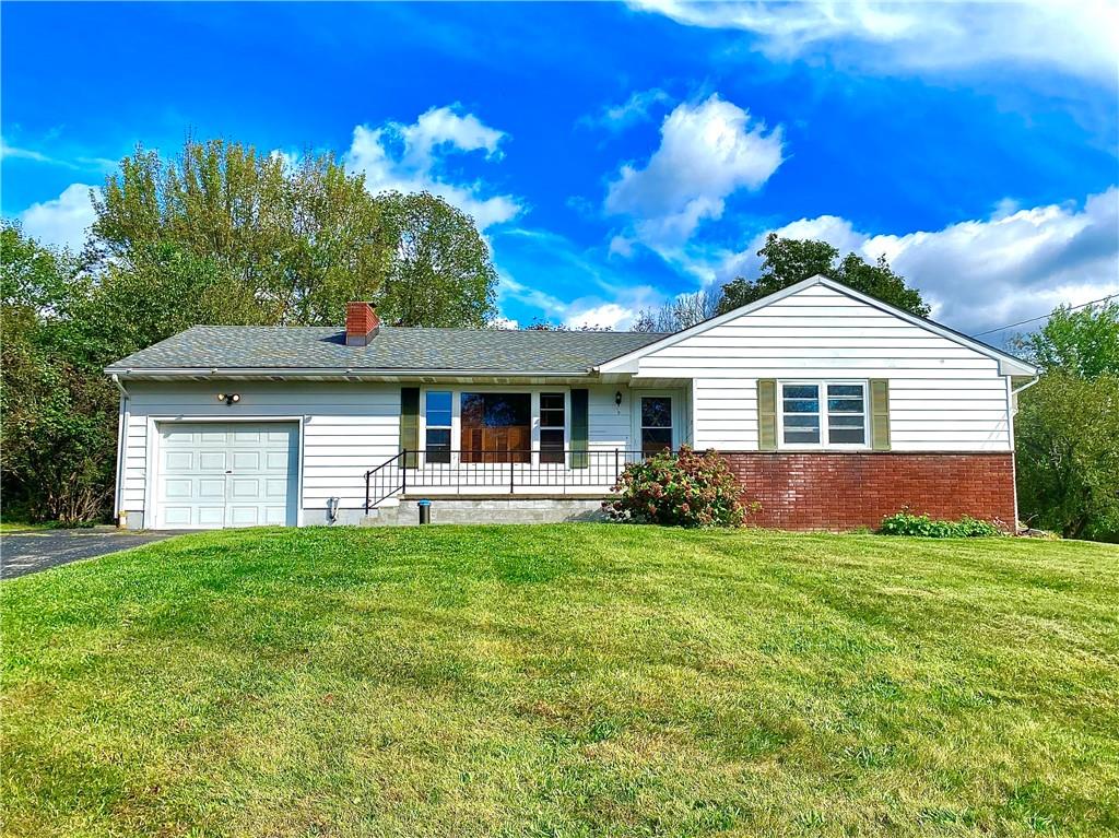 Rental Property at Espie Road, Rhinebeck, New York - Bedrooms: 2 
Bathrooms: 2 
Rooms: 5  - $2,650 MO.