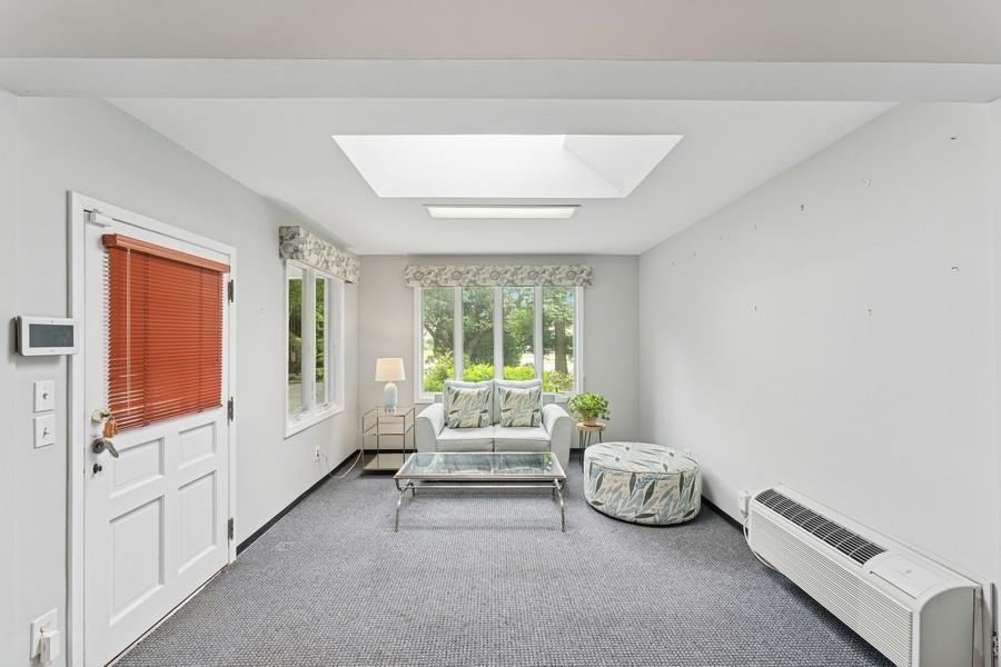2 Wyatt Road, Garden City, New York image 6