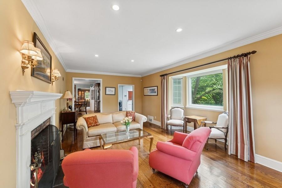 2 Wyatt Road, Garden City, New York image 5