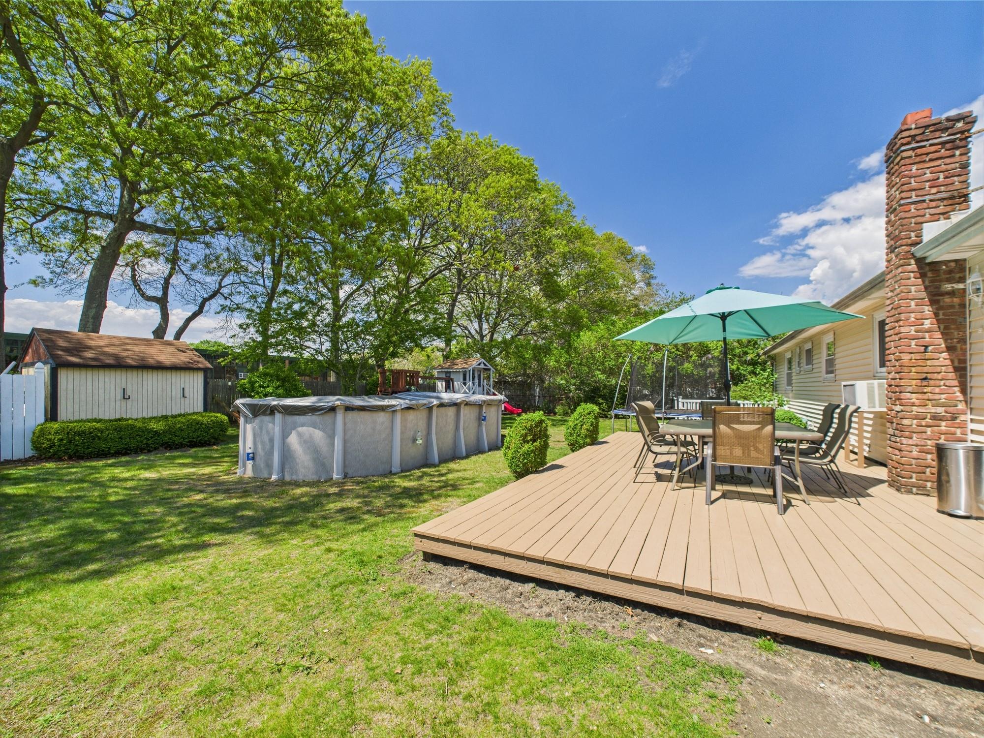 340 Lowell Road, Sayville, New York image 22