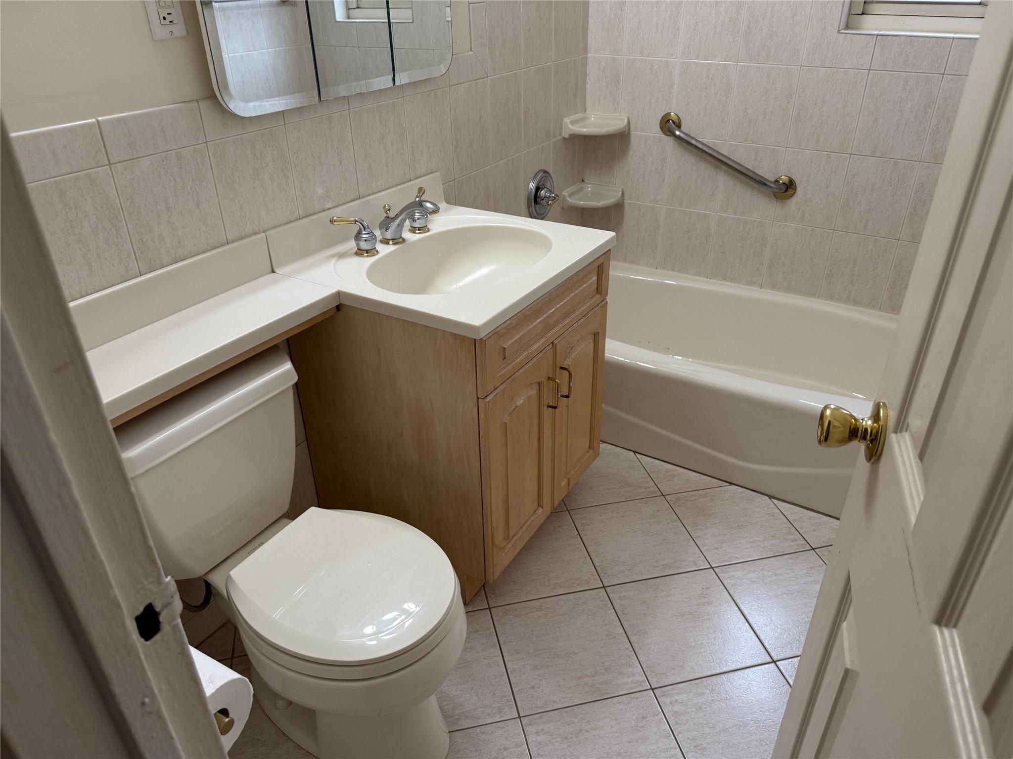 57-03 Marathon Parkway 250 (Lower)