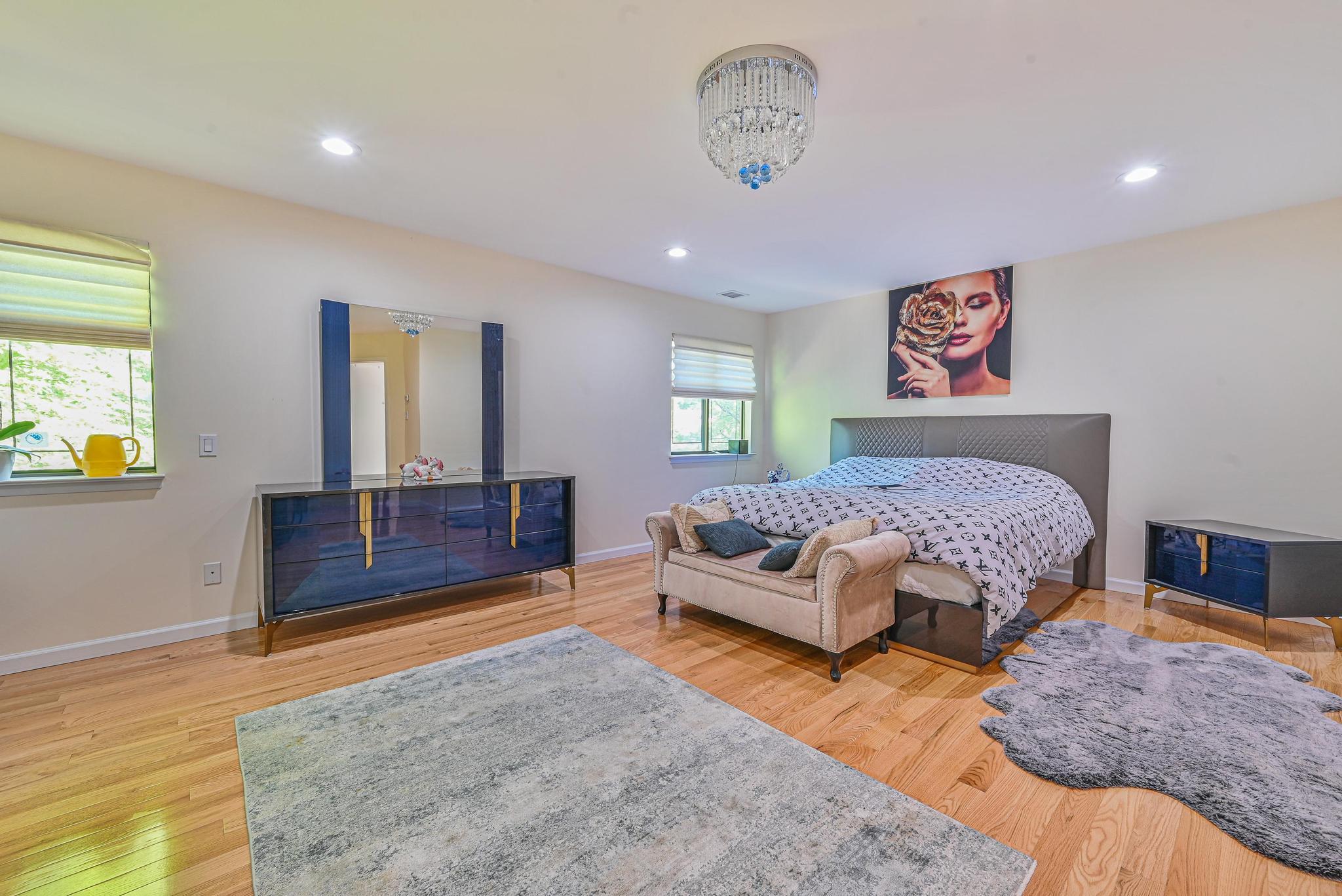 16 Wimbledon Drive, Roslyn, New York image 10