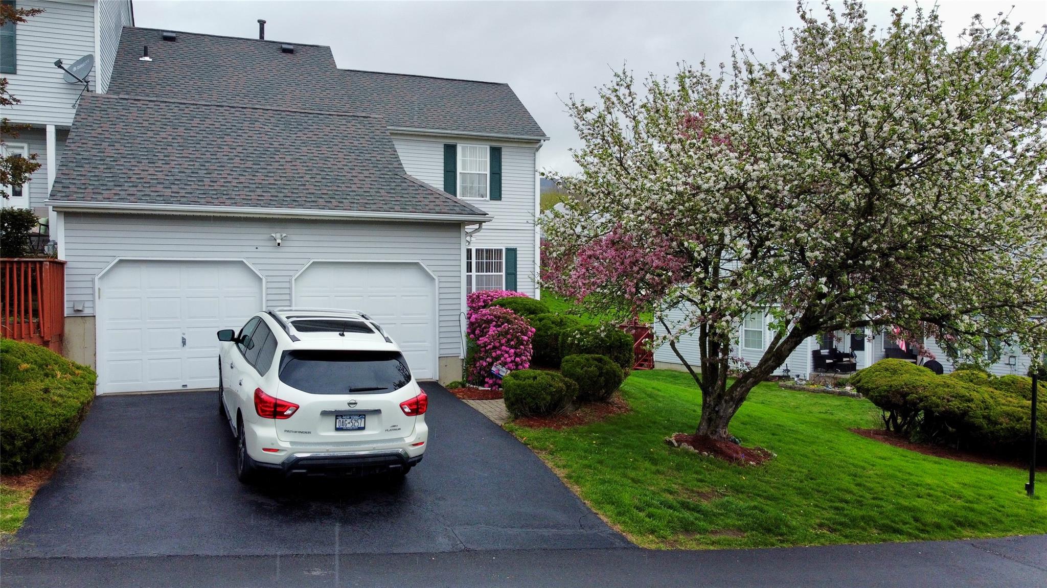 5 Fox Meadow Drive, Woodbury, New York image 3