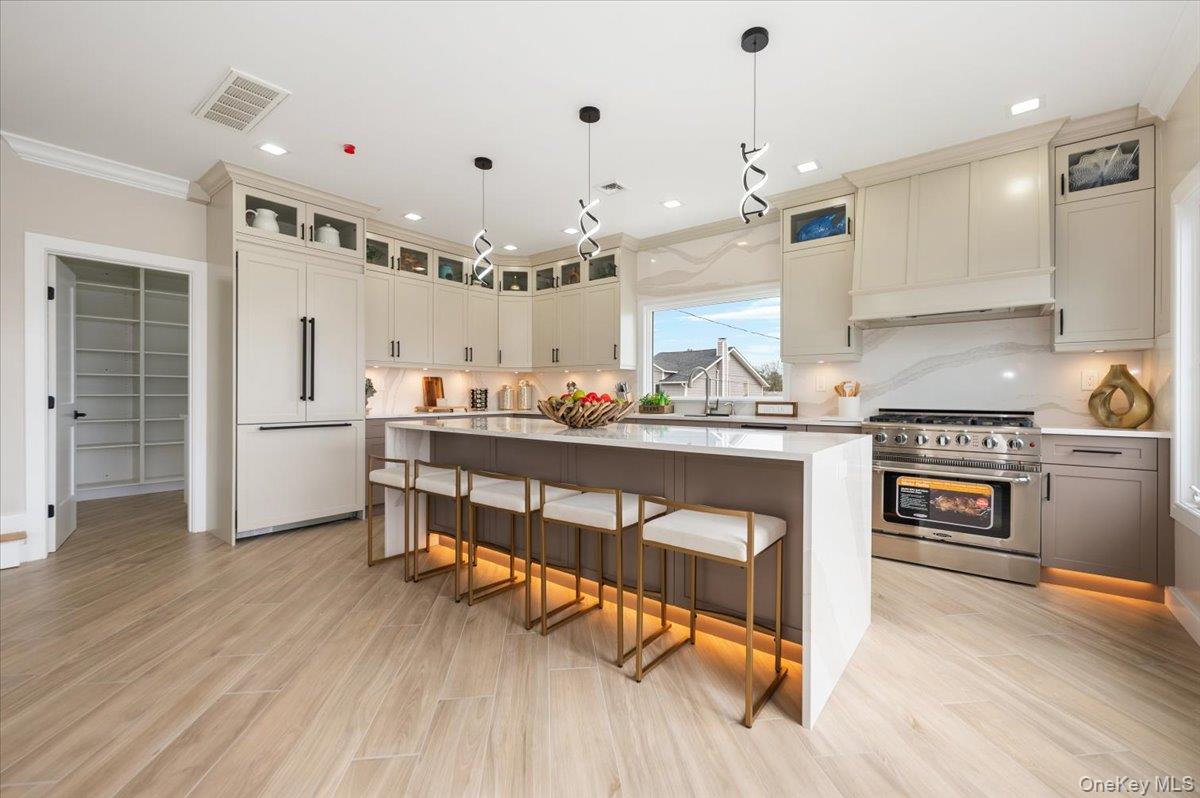 3695 S Somerset Drive