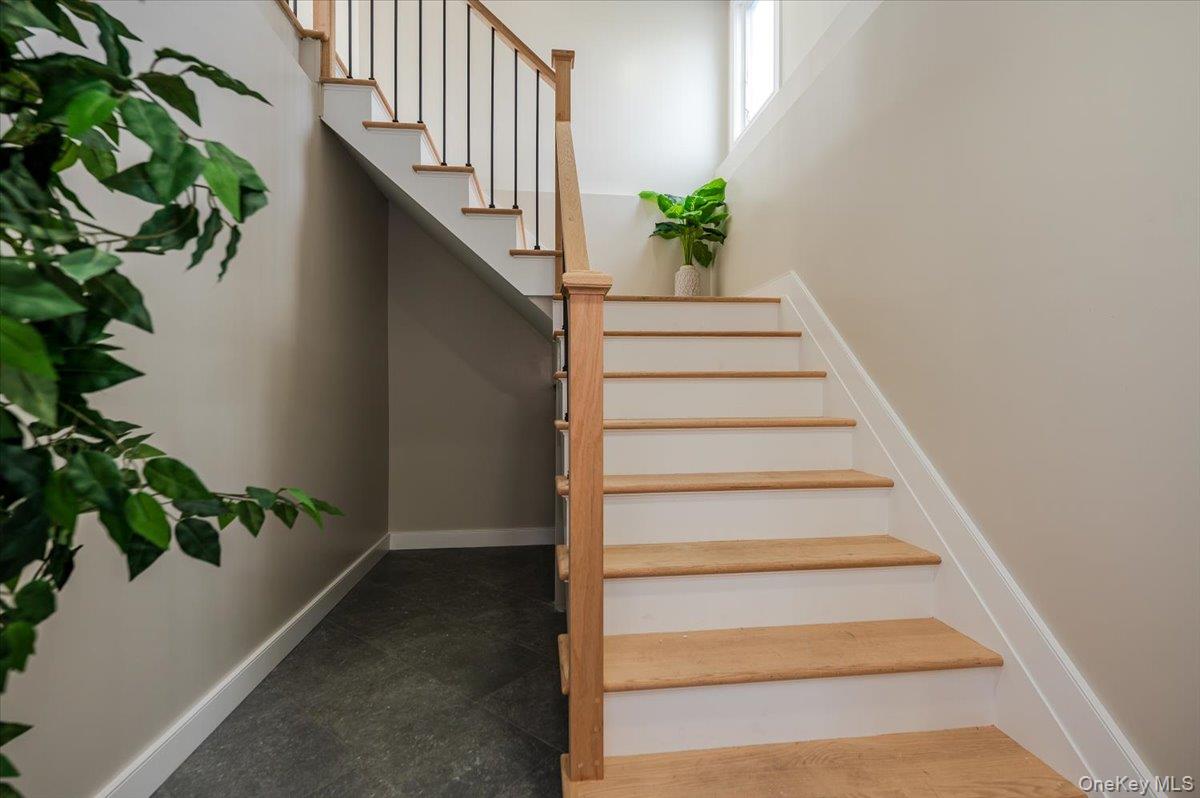 3695 S Somerset Drive