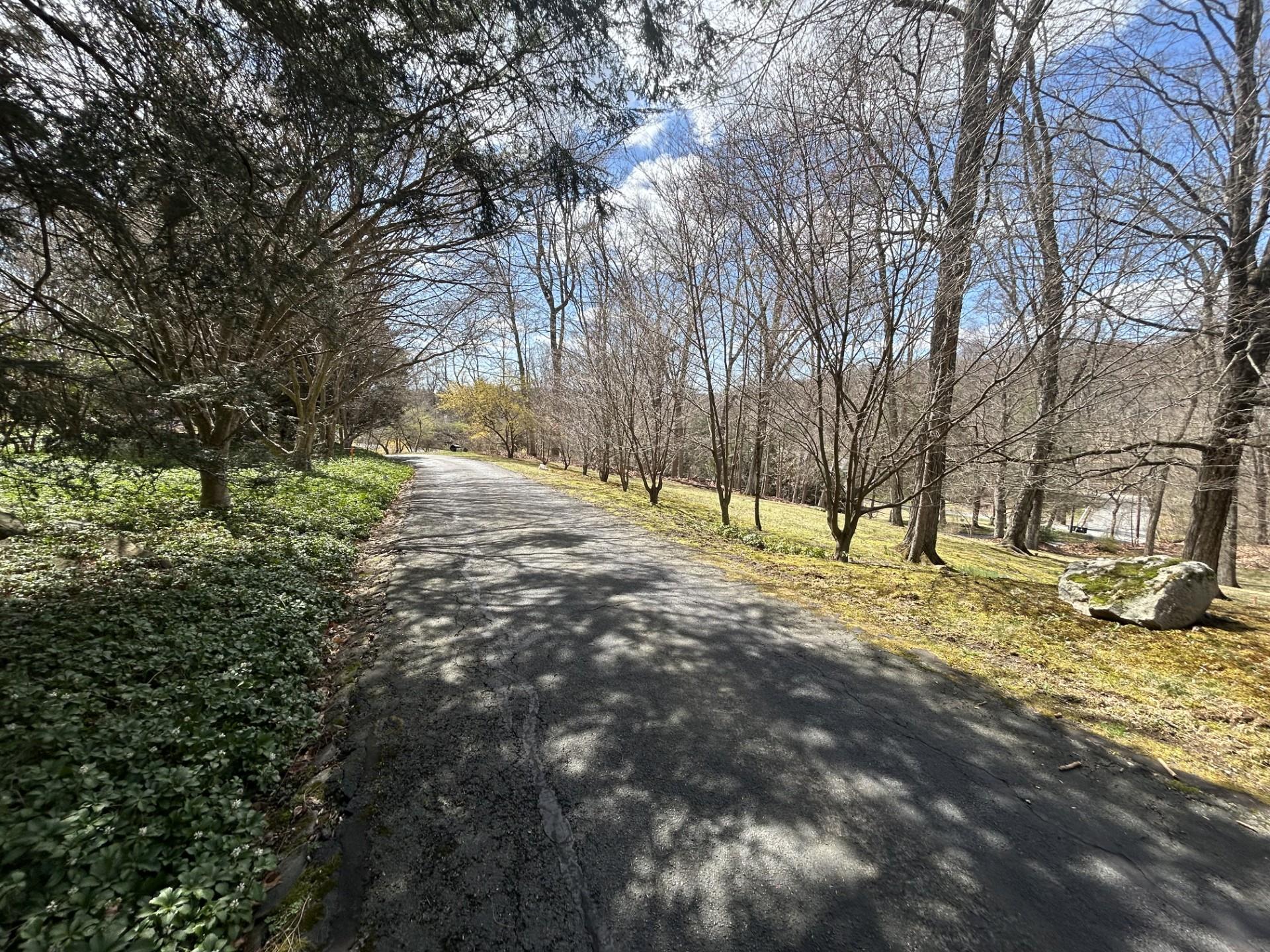 32 -5 Orchard Drive, Armonk, New York image 3