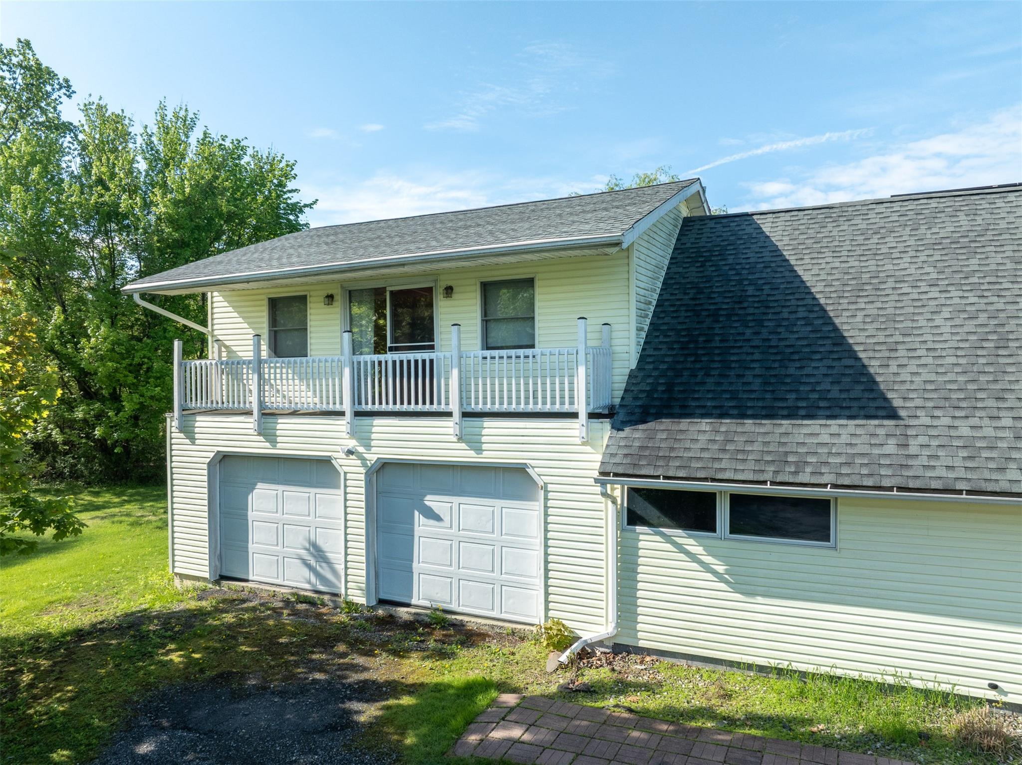 62 Vestal Hills Drive, Kingston, New York image 2