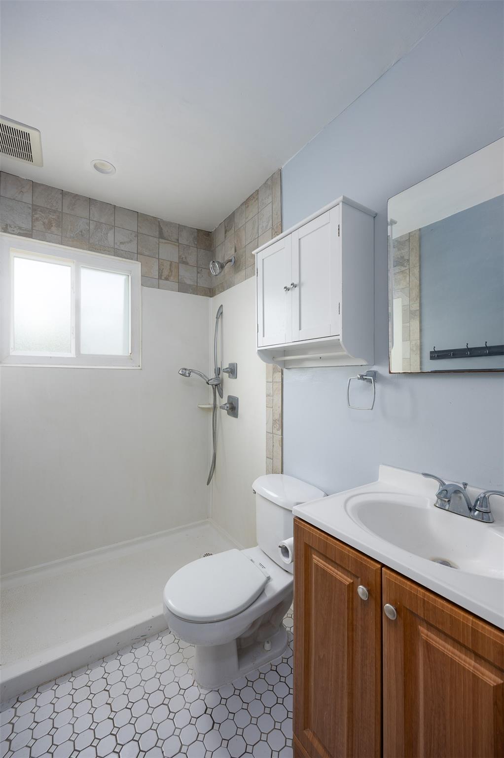 62 Vestal Hills Drive, Kingston, New York image 12