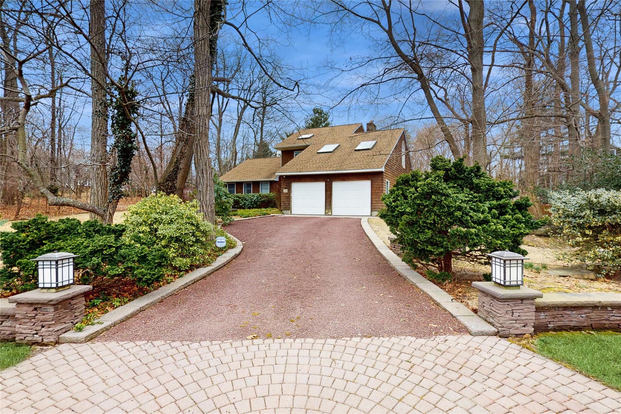 2 Dyke Road, Setauket, New York image 4