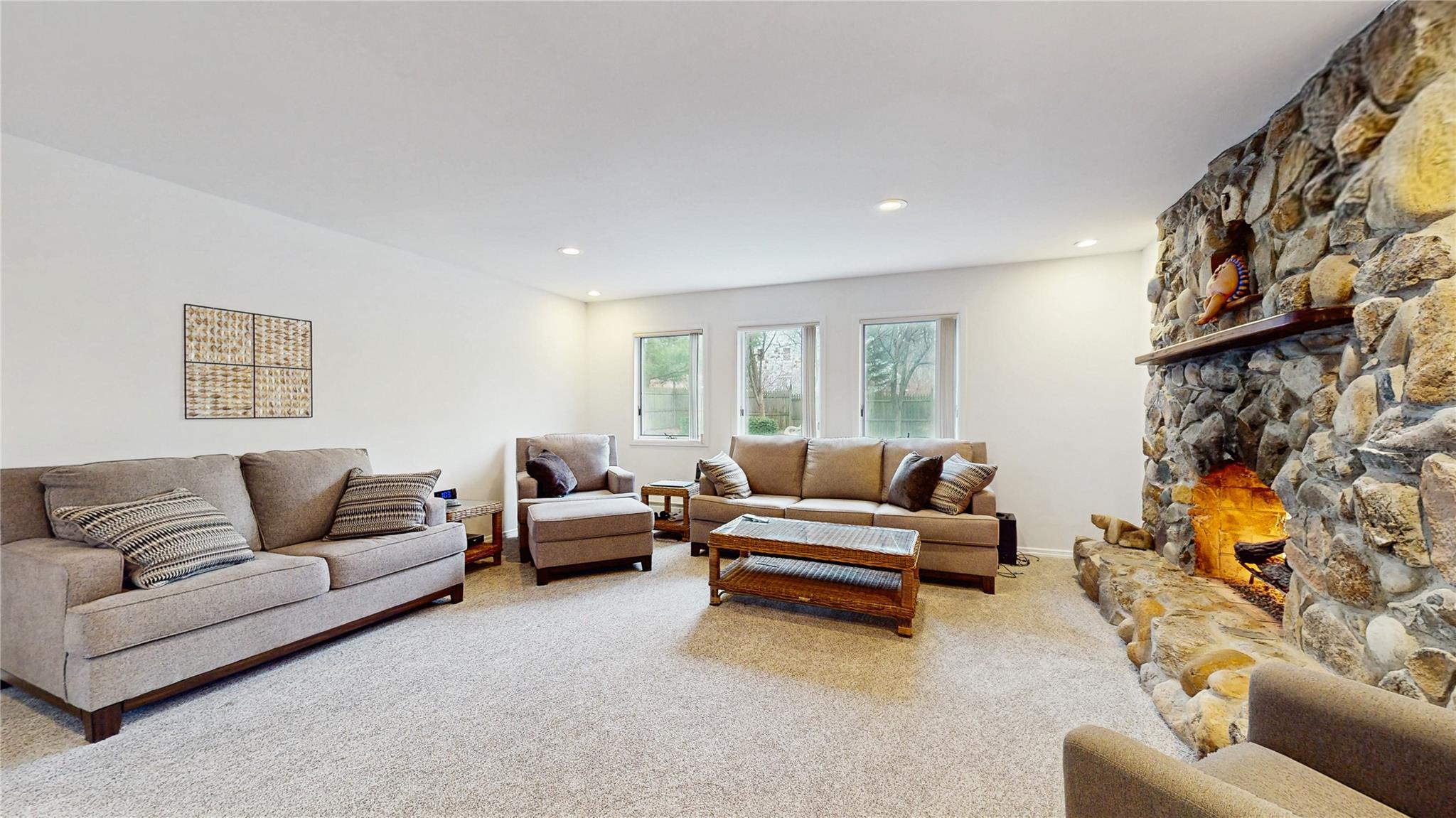 2 Dyke Road, Setauket, New York image 7