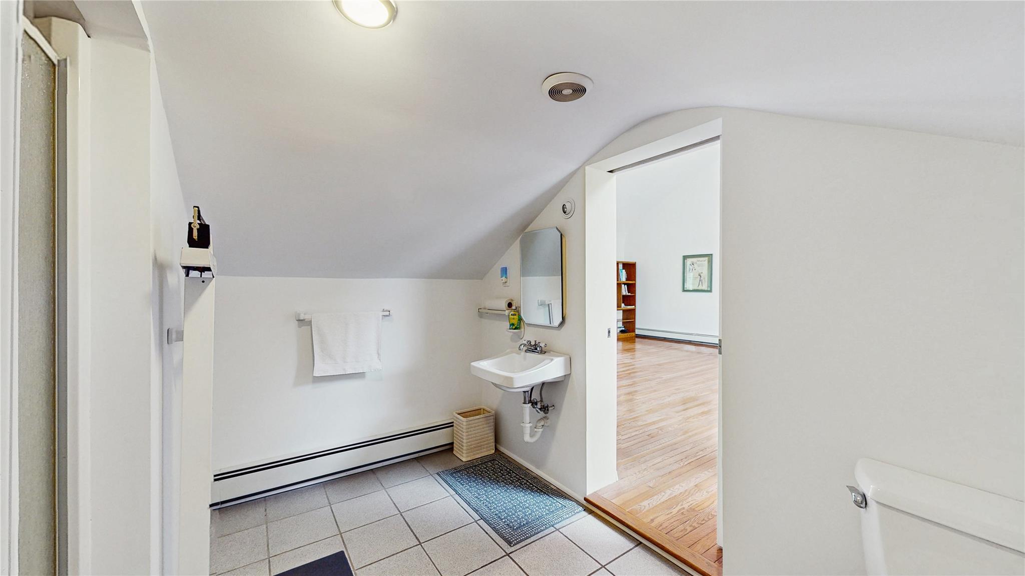 2 Dyke Road, Setauket, New York image 24