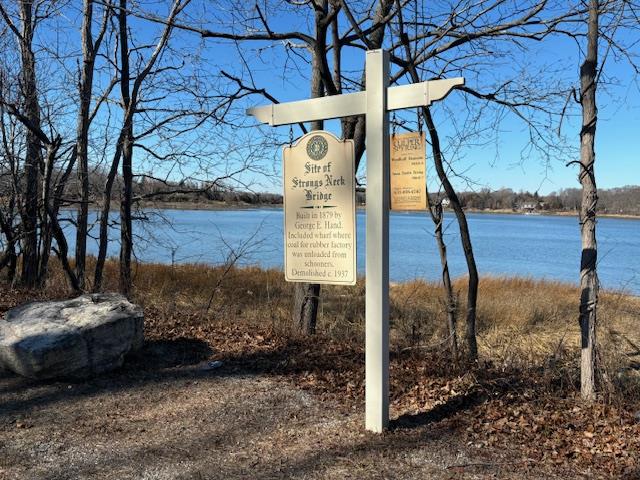 2 Dyke Road, Setauket, New York image 35