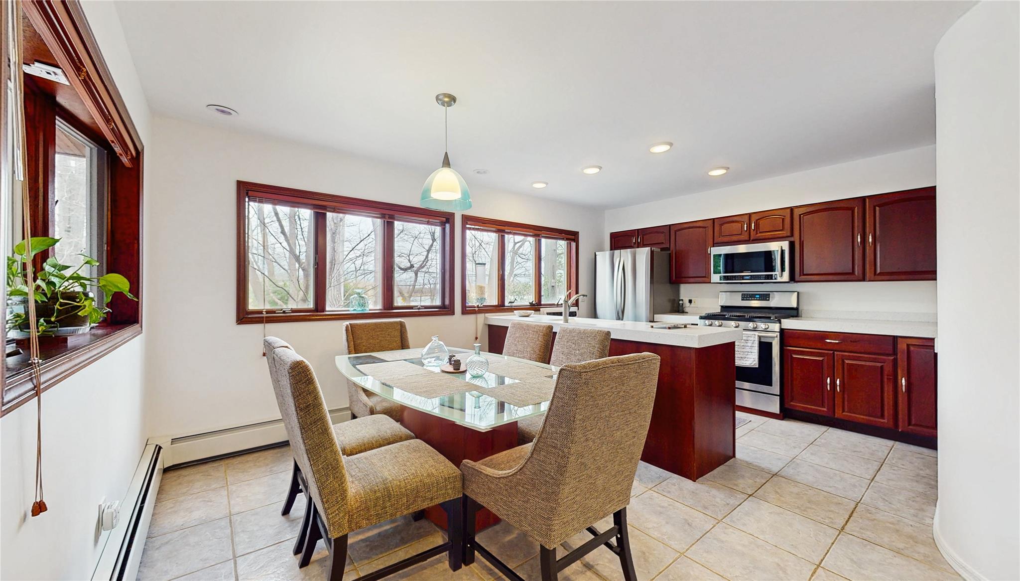 2 Dyke Road, Setauket, New York image 9