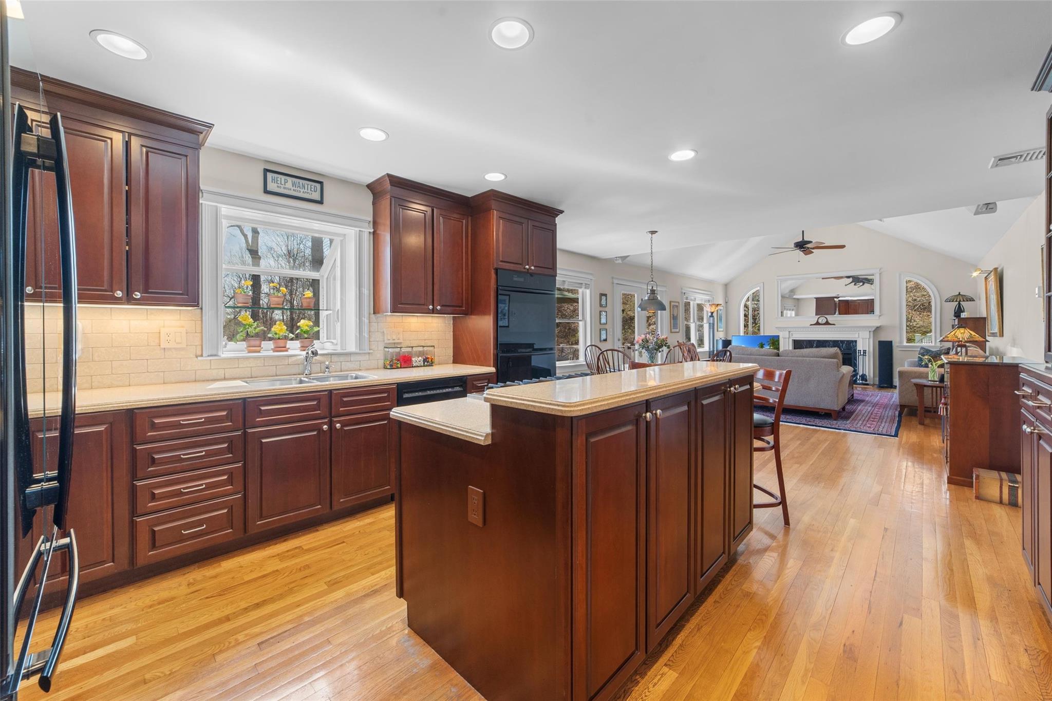 19 Cameo Court, Carmel, New York image 6