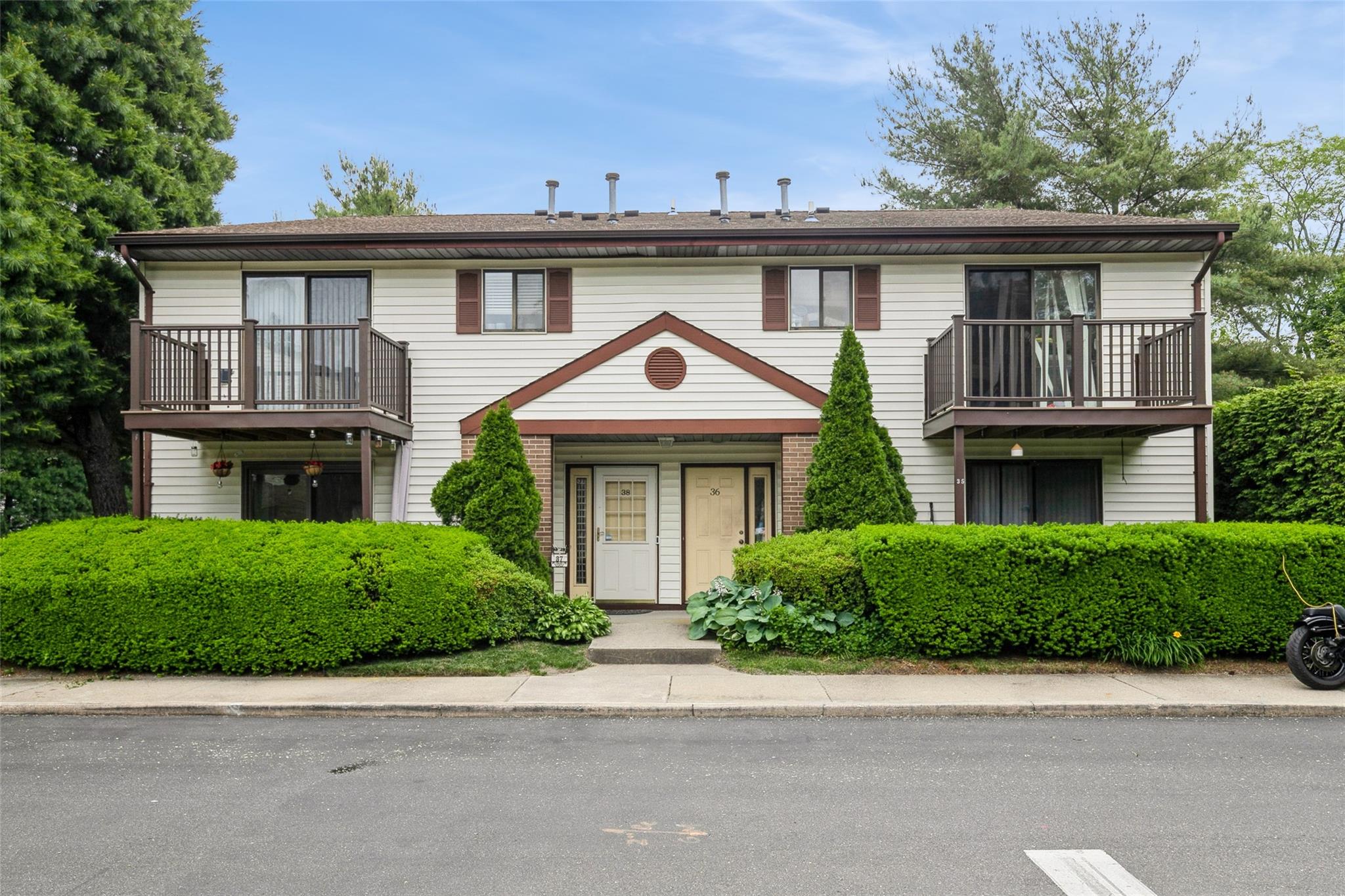 615 Broadway #37, Amityville, New York image 4