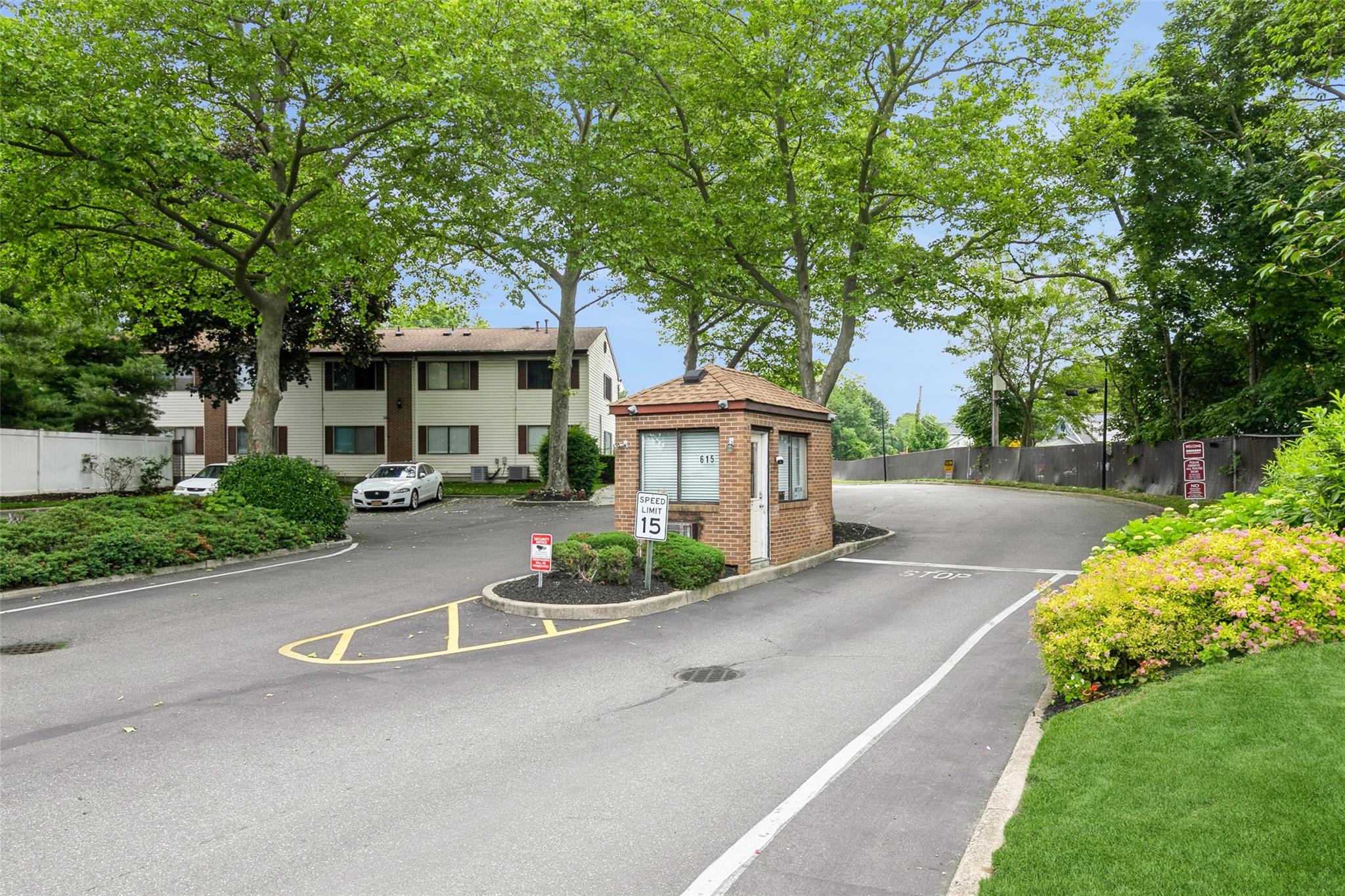 615 Broadway #37, Amityville, New York image 21
