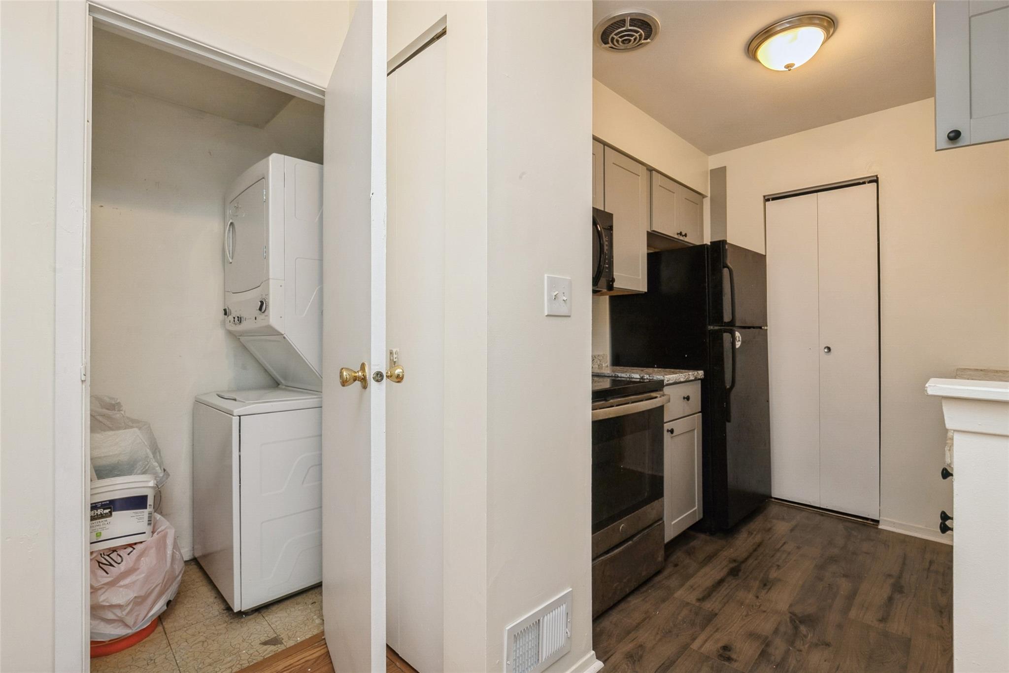 615 Broadway #37, Amityville, New York image 17