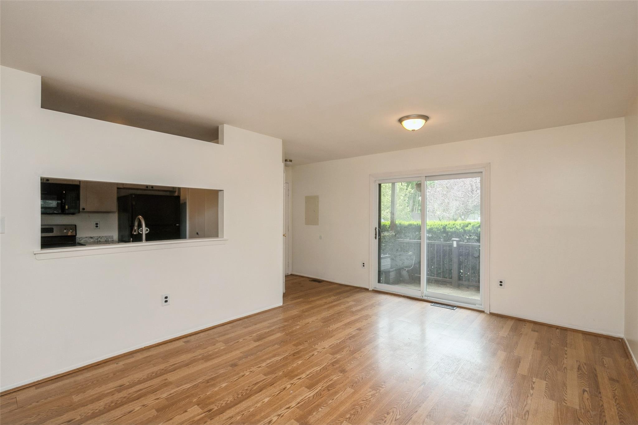 615 Broadway #37, Amityville, New York image 9