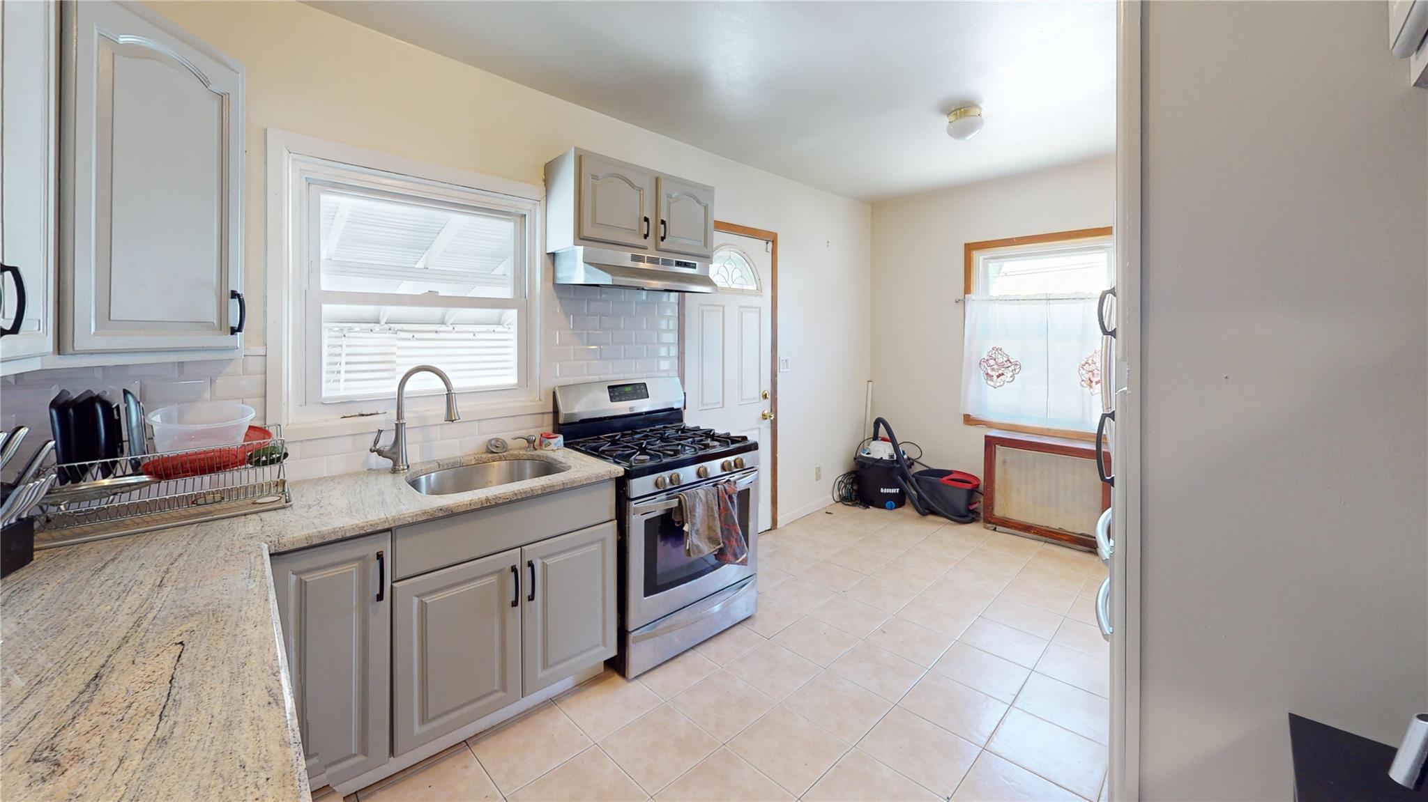 386 Locust Avenue, Uniondale, New York image 3