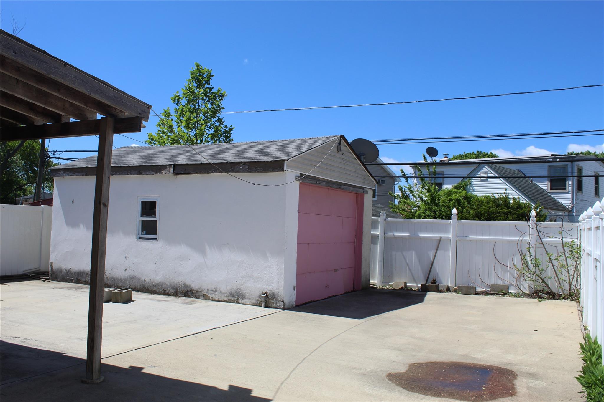 386 Locust Avenue, Uniondale, New York image 17