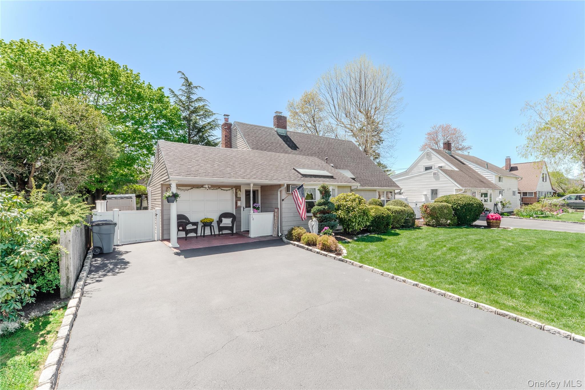 16 Rainbow Lane