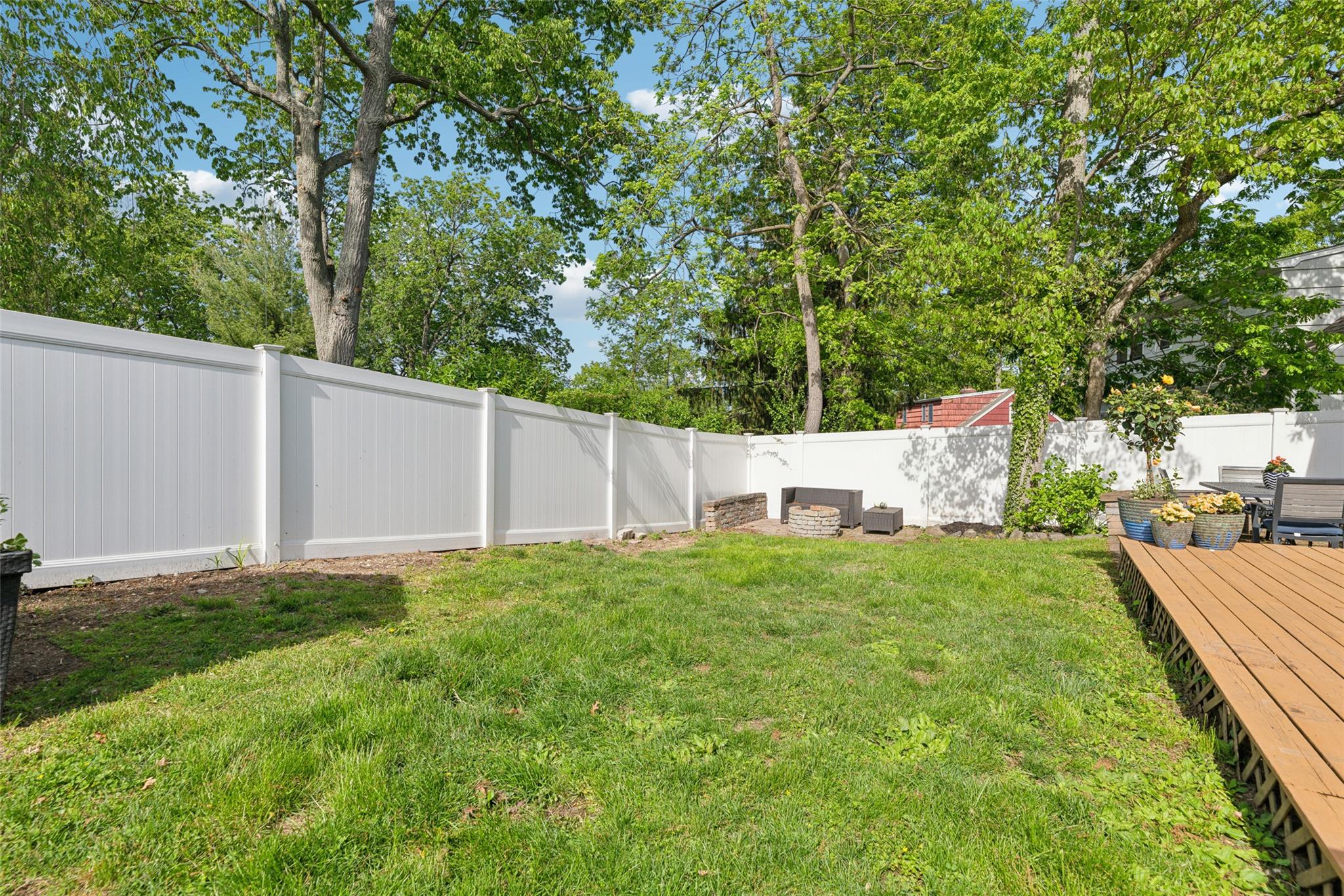 44 Tuscarora Drive, Centerport, New York image 32