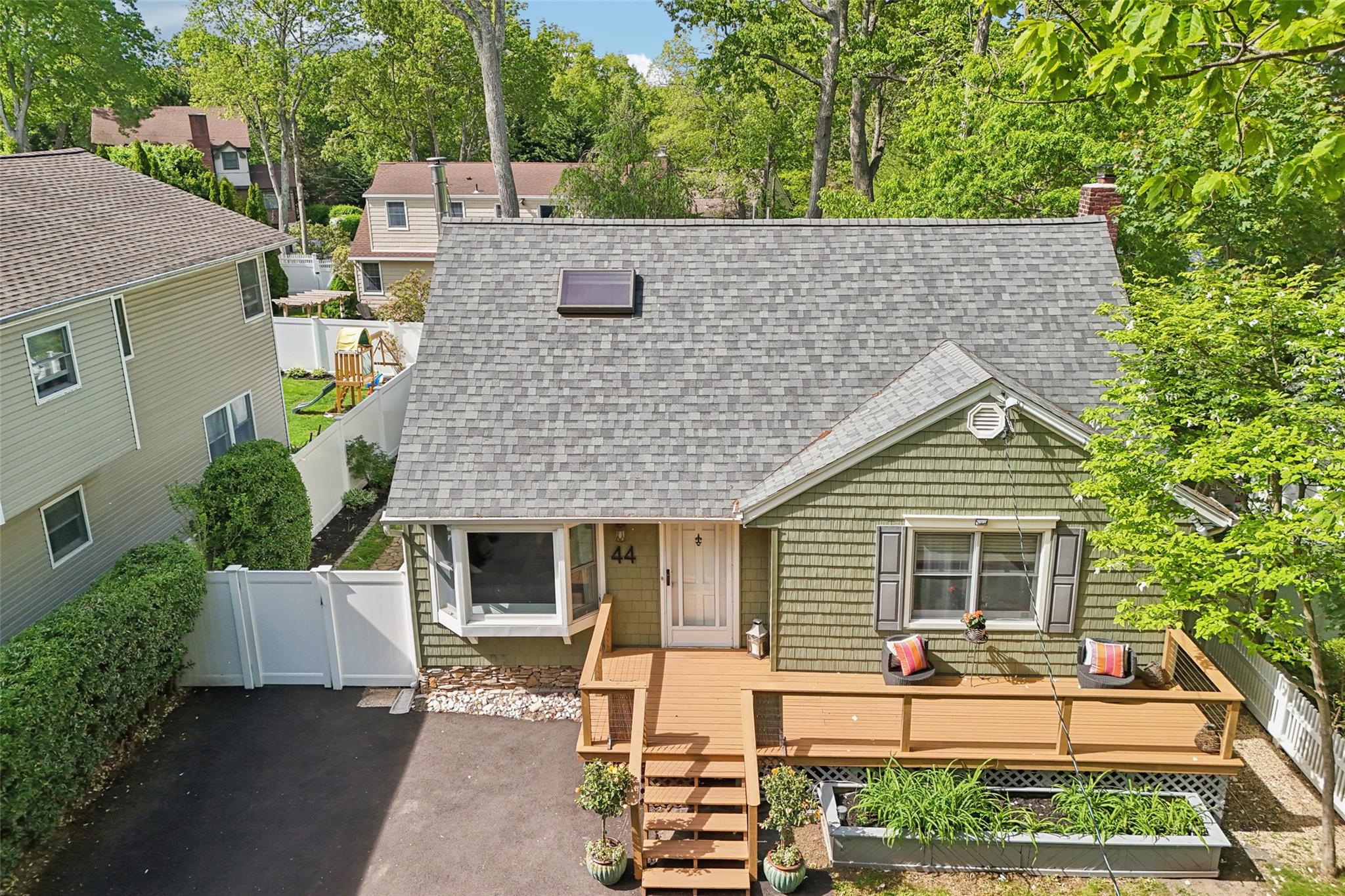 44 Tuscarora Drive, Centerport, New York image 36
