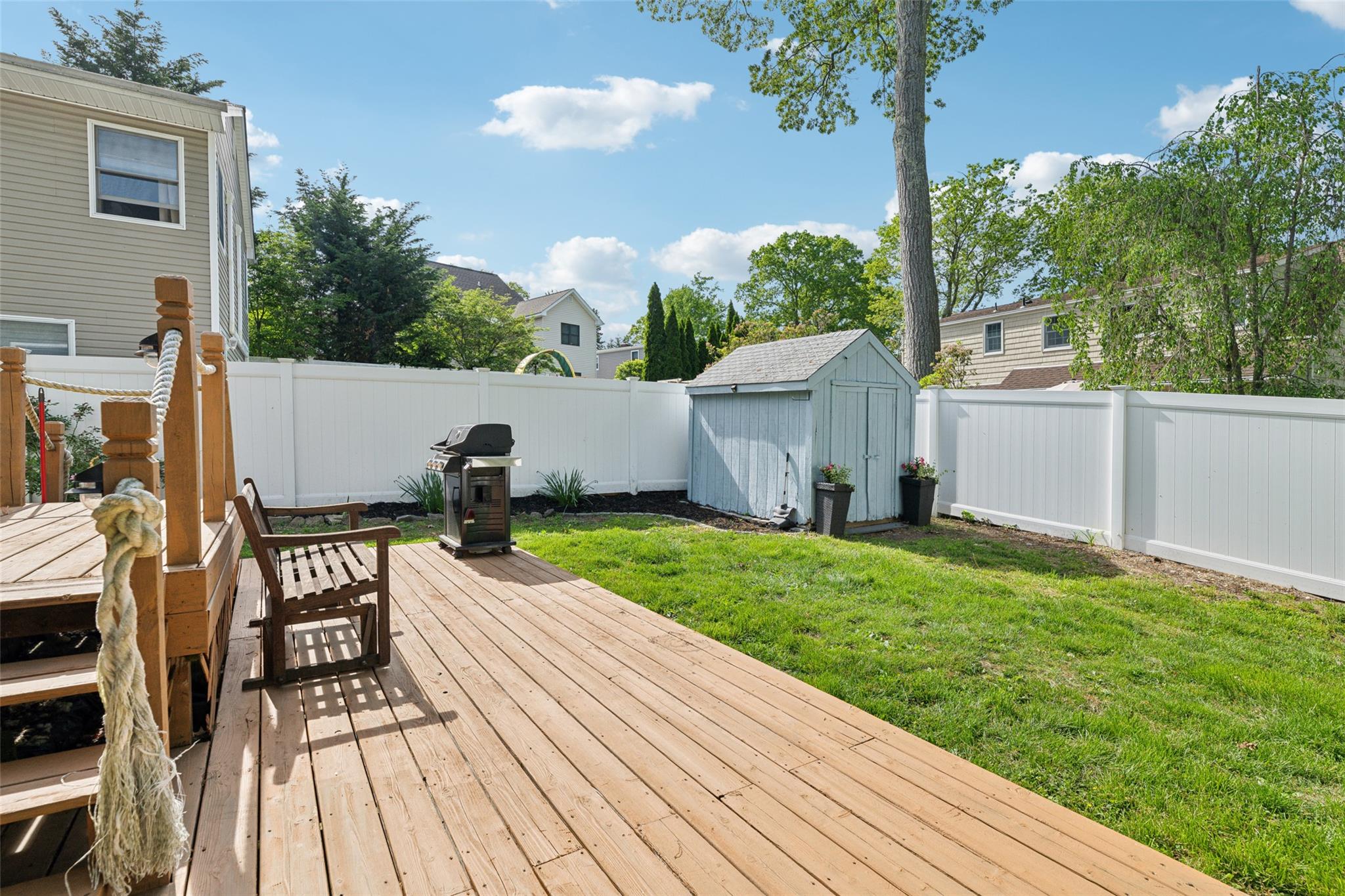 44 Tuscarora Drive, Centerport, New York image 31