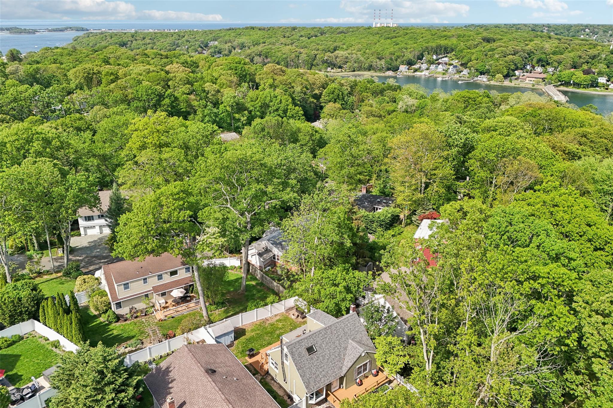 44 Tuscarora Drive, Centerport, New York image 40
