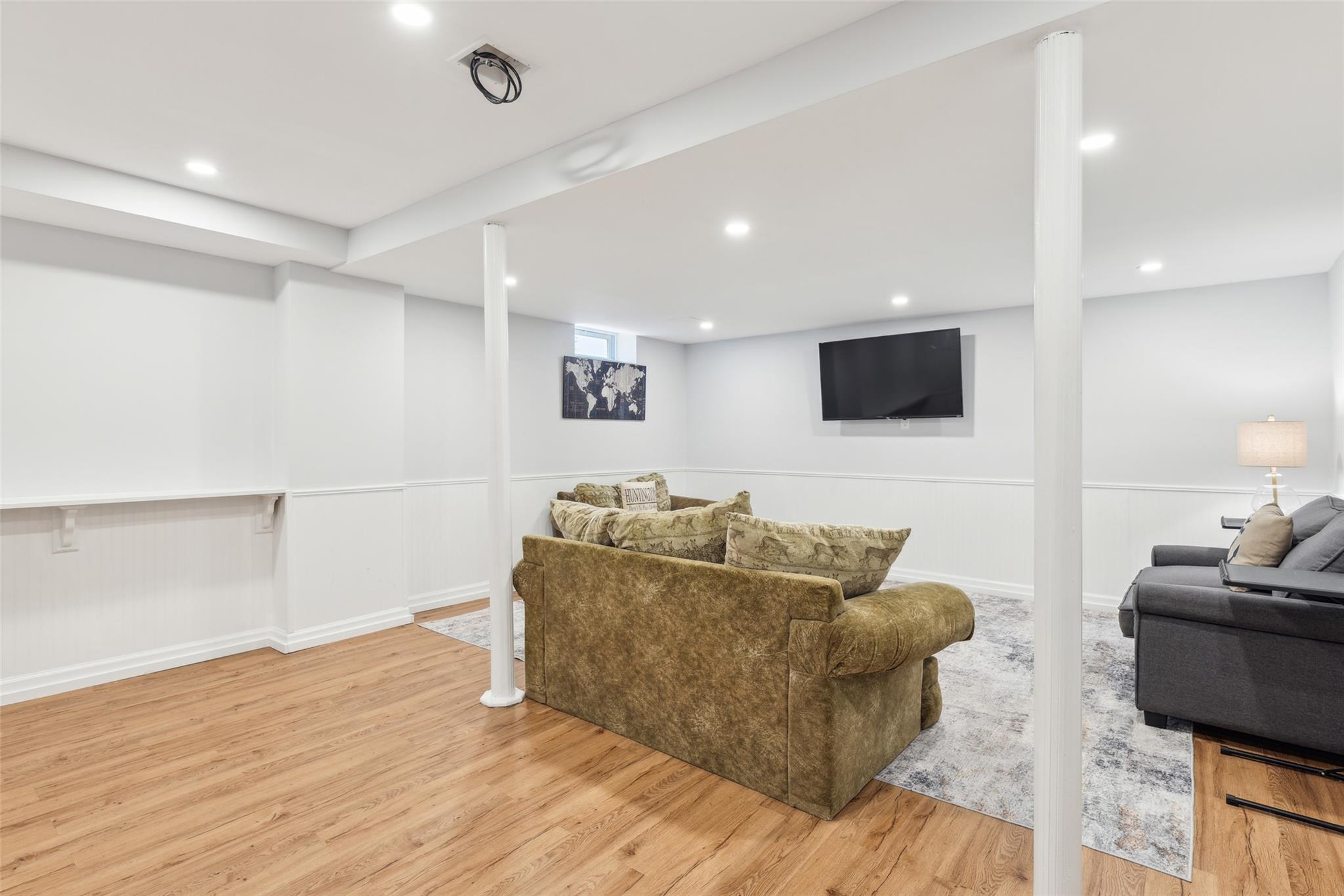 44 Tuscarora Drive, Centerport, New York image 26