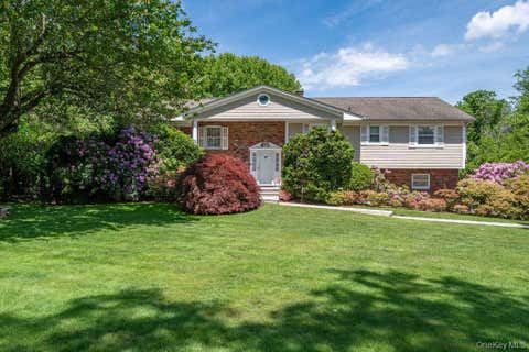 Homes For Sale - 40 Hanson Lane<br/> New Rochelle, NY 10804