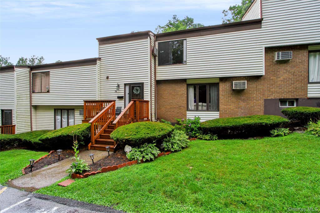 Photo of 3 Hook Road #74, Poughkeepsie, NY 12601 (MLS # 1037245)