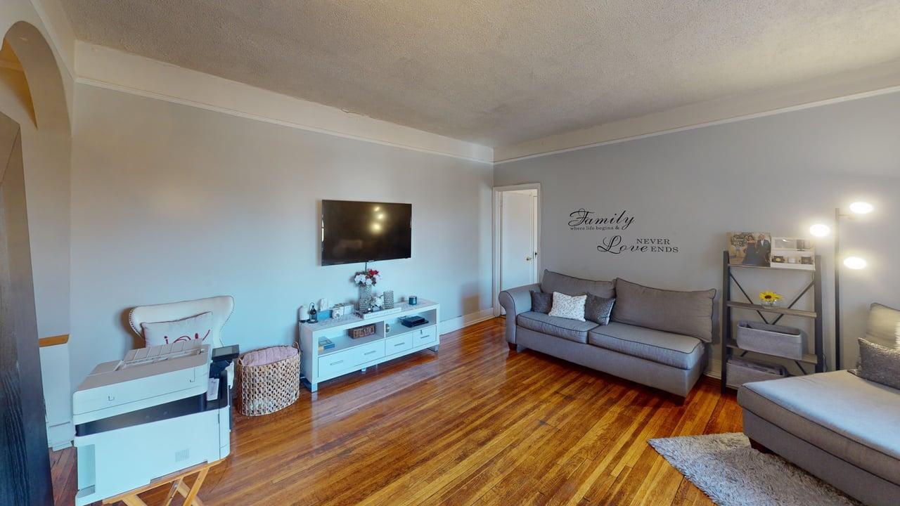 590 E Third Street 2D