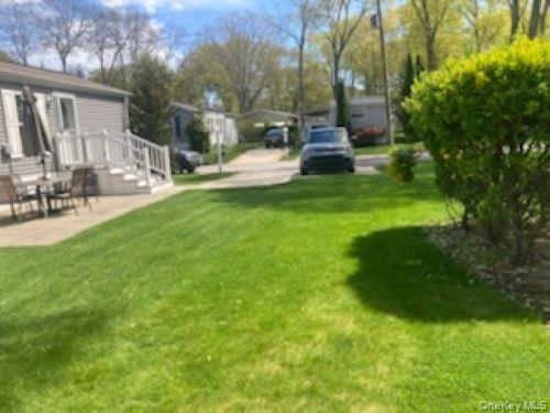 1661 Old Country Road 49
