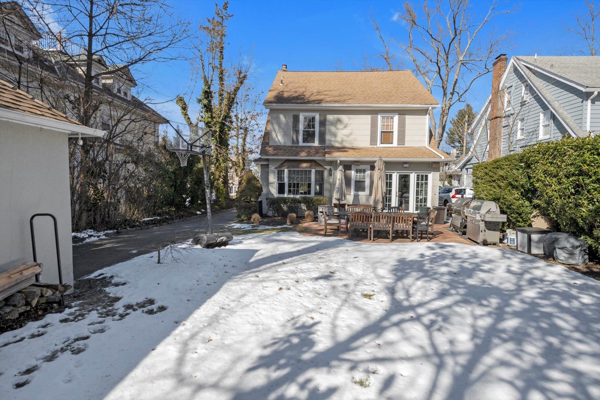 10 Murray Avenue, Port Washington, New York image 22