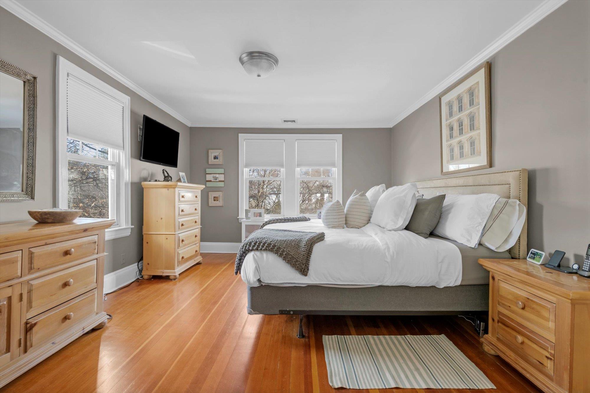 10 Murray Avenue, Port Washington, New York image 12